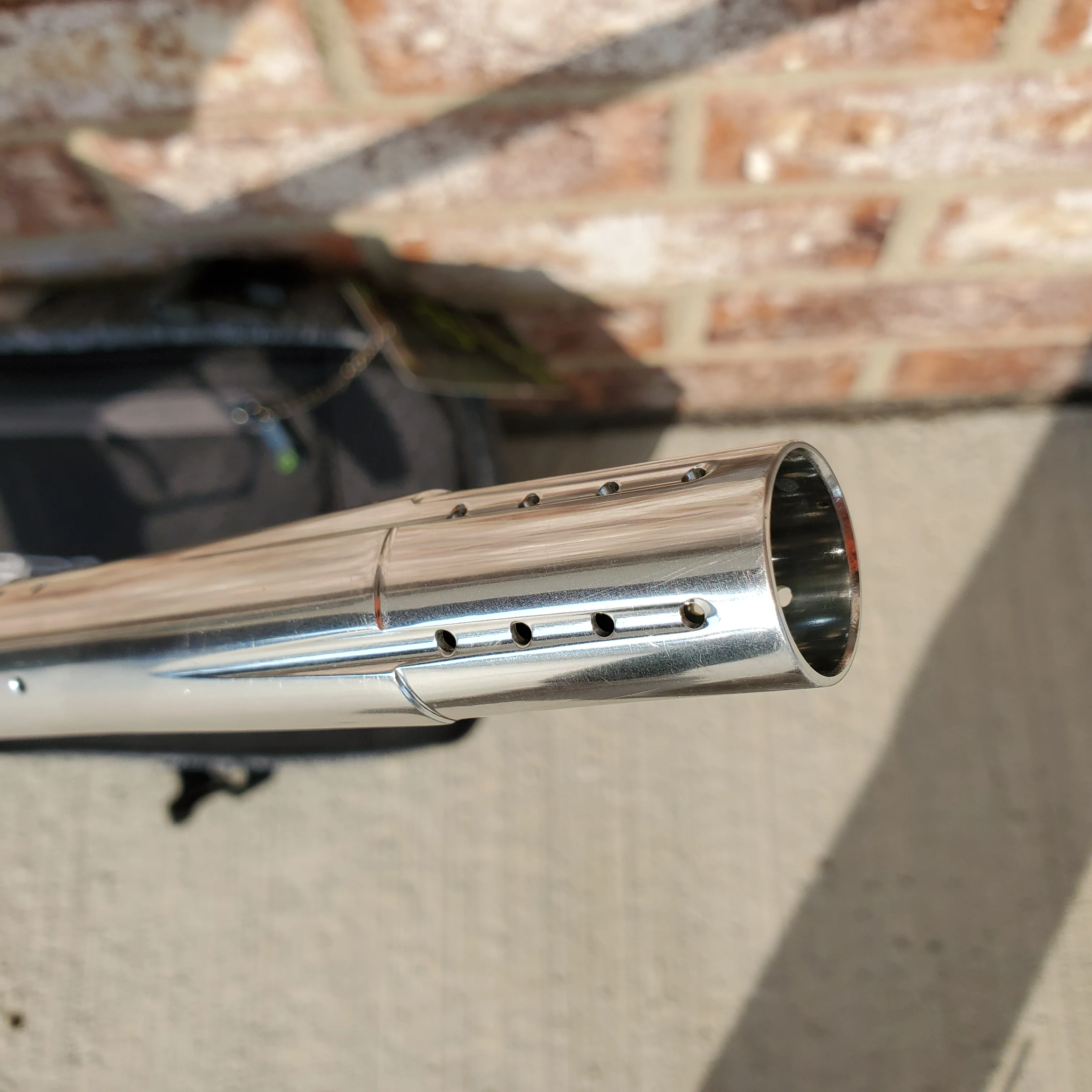 Used Dangerous Power G5 Paintball Gun - Gold / Silver - Image 6