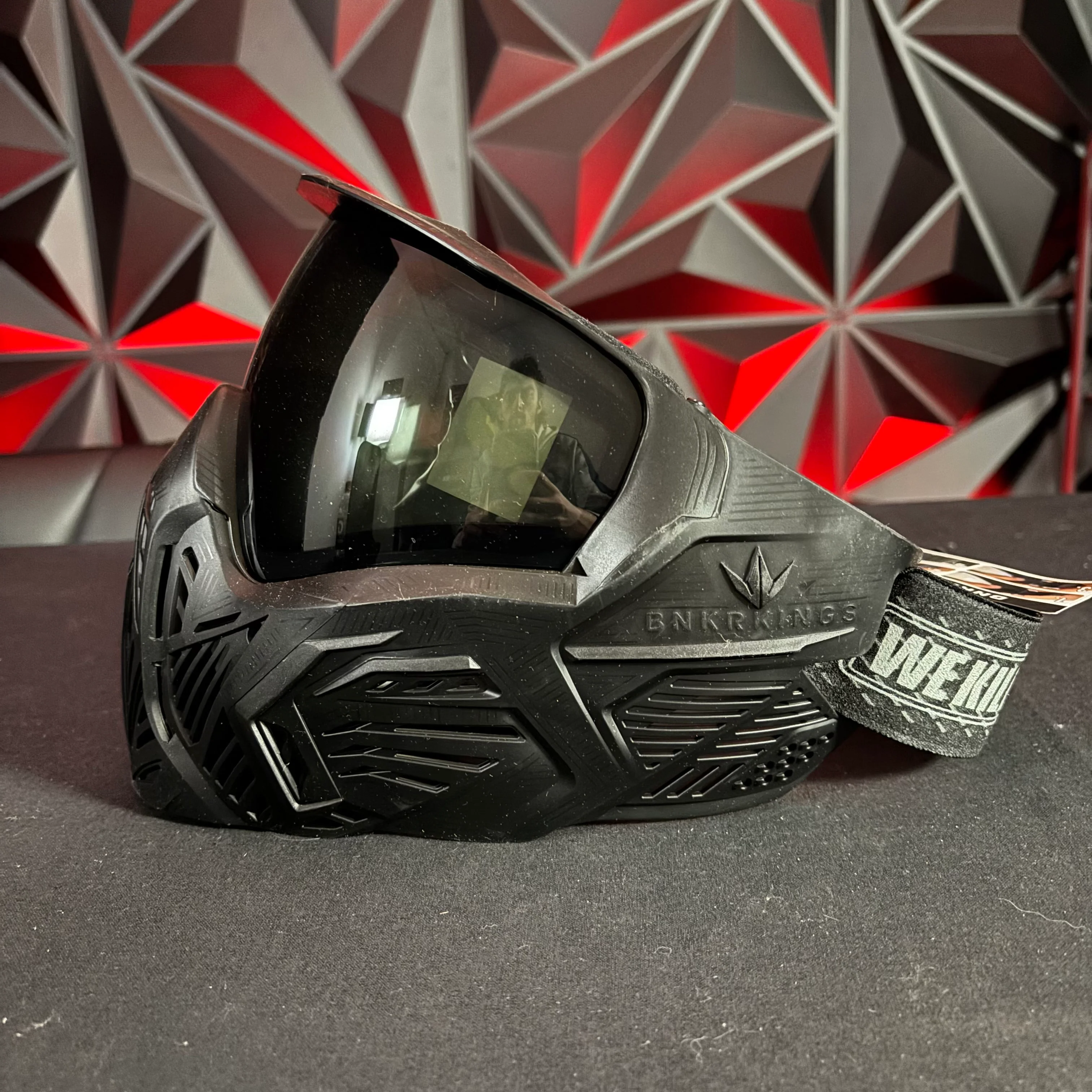 "Used" Display Model Virtue/Bunkerkings Vio/CMD Mask - Pitch Black - Image 5
