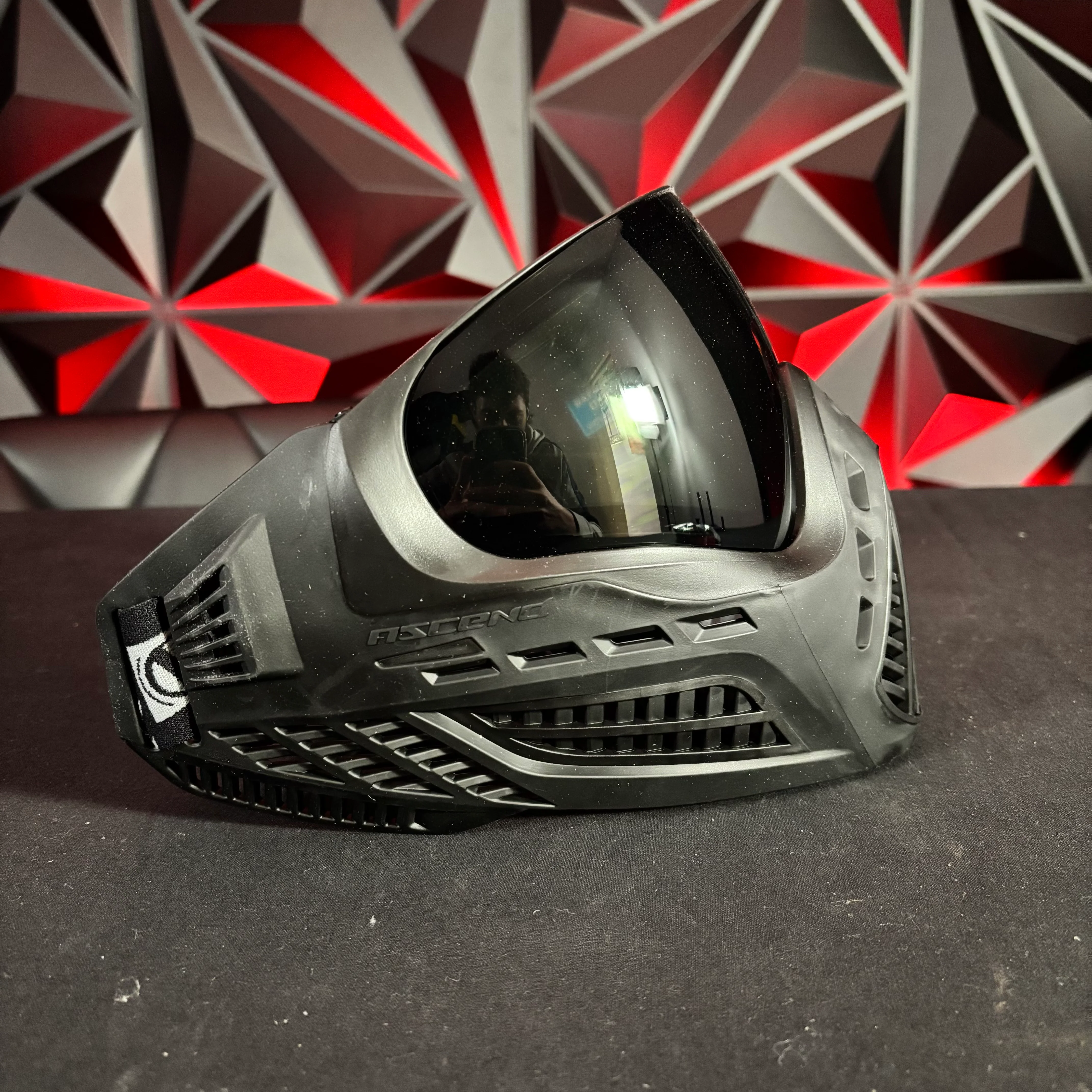 Used *Display* Virtue Vio Ascend Paintball Mask - Black Storm - Image 2