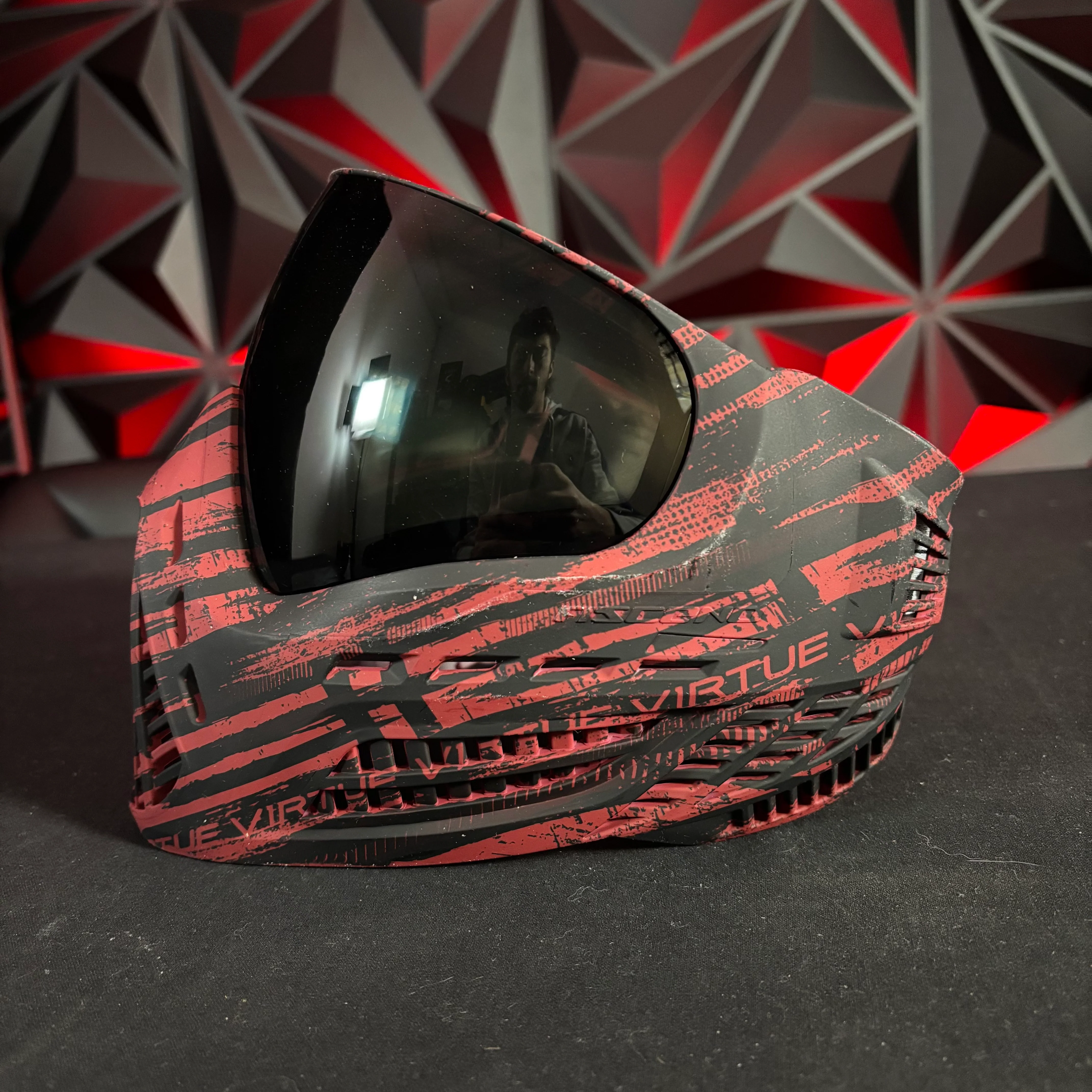 Used *Display* Virtue Vio Ascend Paintball Mask - Graphic Red - Image 5