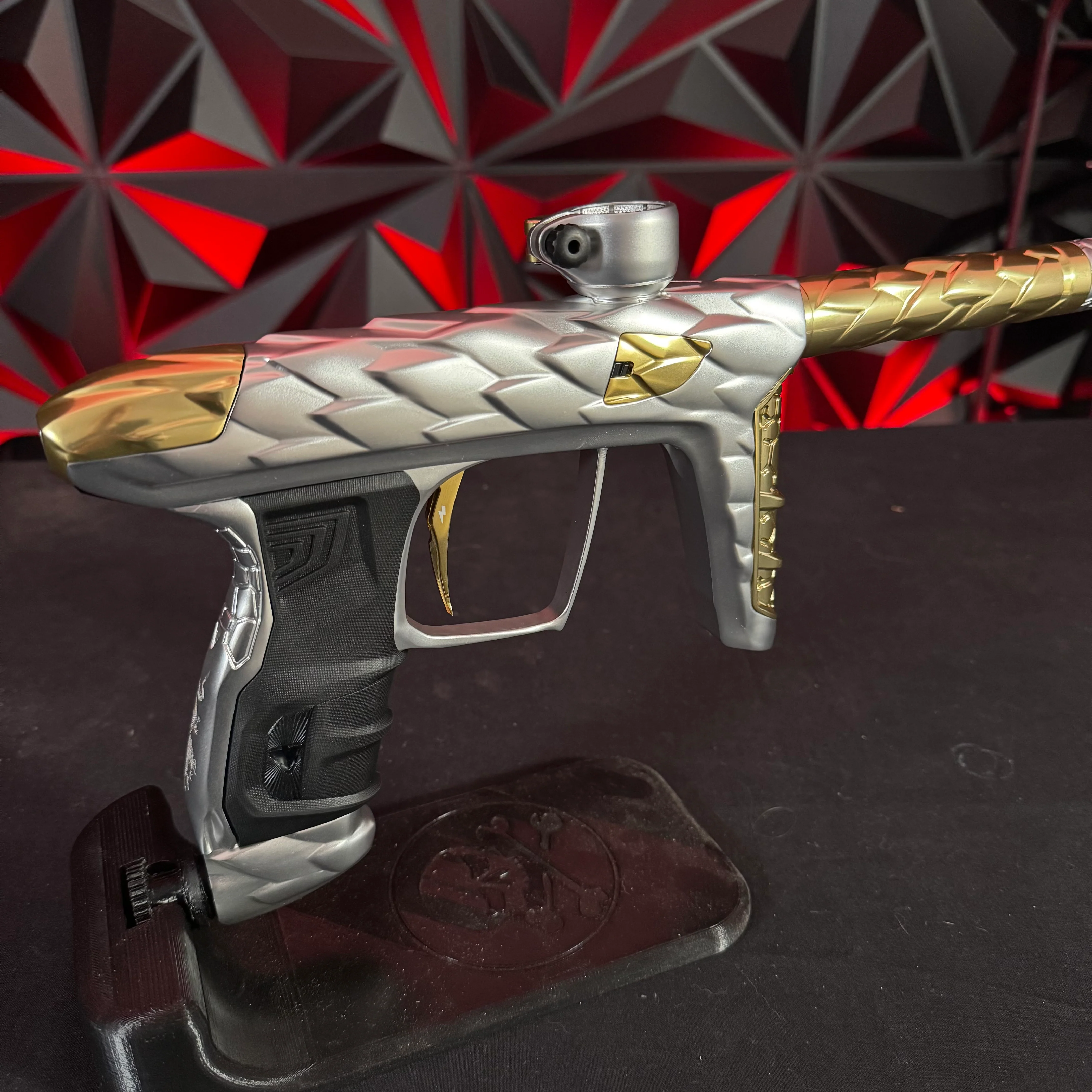 Used Adrenaline Luxe IDOL Paintball Gun - Silver/Gold w/Matching Mech Frame & Turbo Valve - Image 2