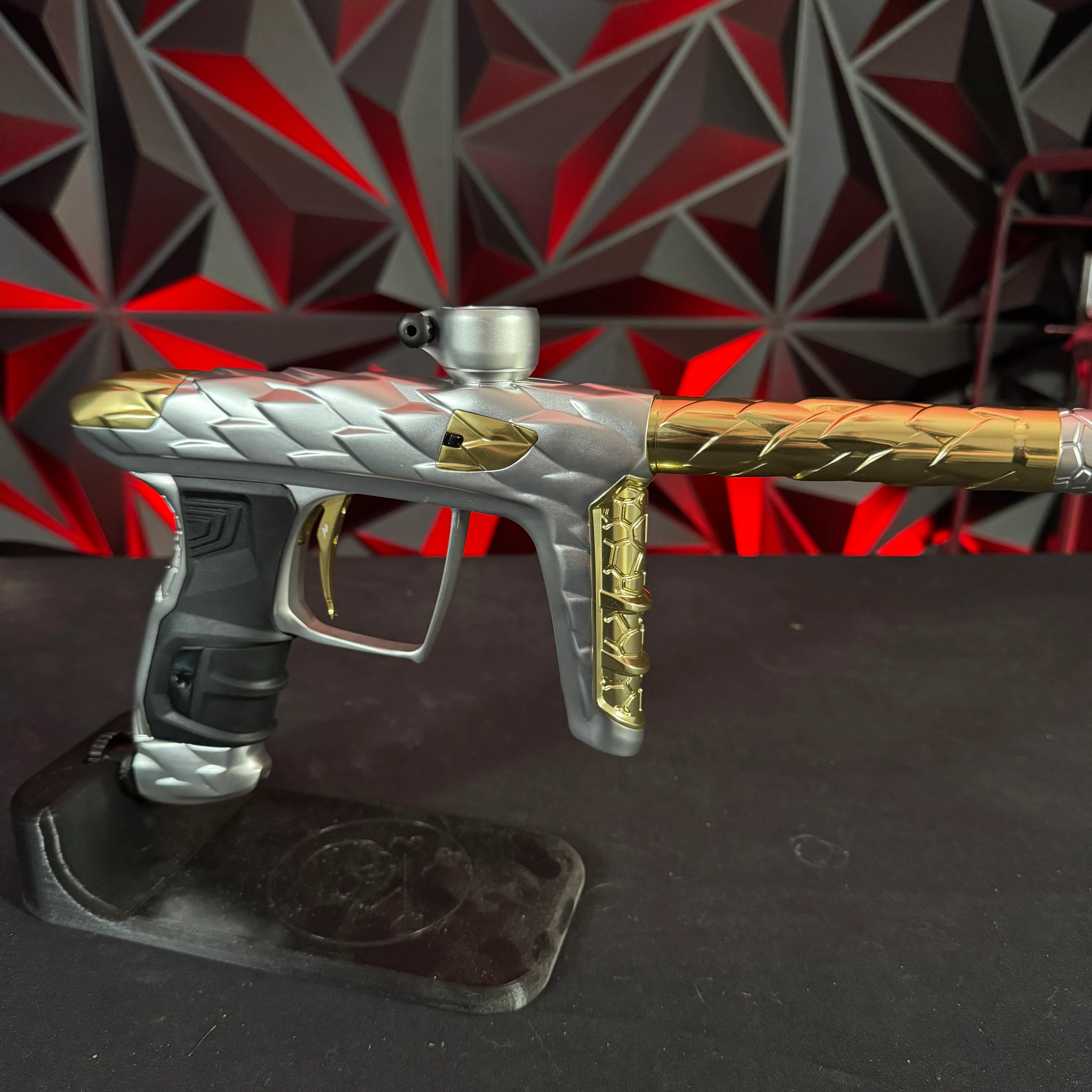 Used Adrenaline Luxe IDOL Paintball Gun - Silver/Gold w/Matching Mech Frame & Turbo Valve - Image 4