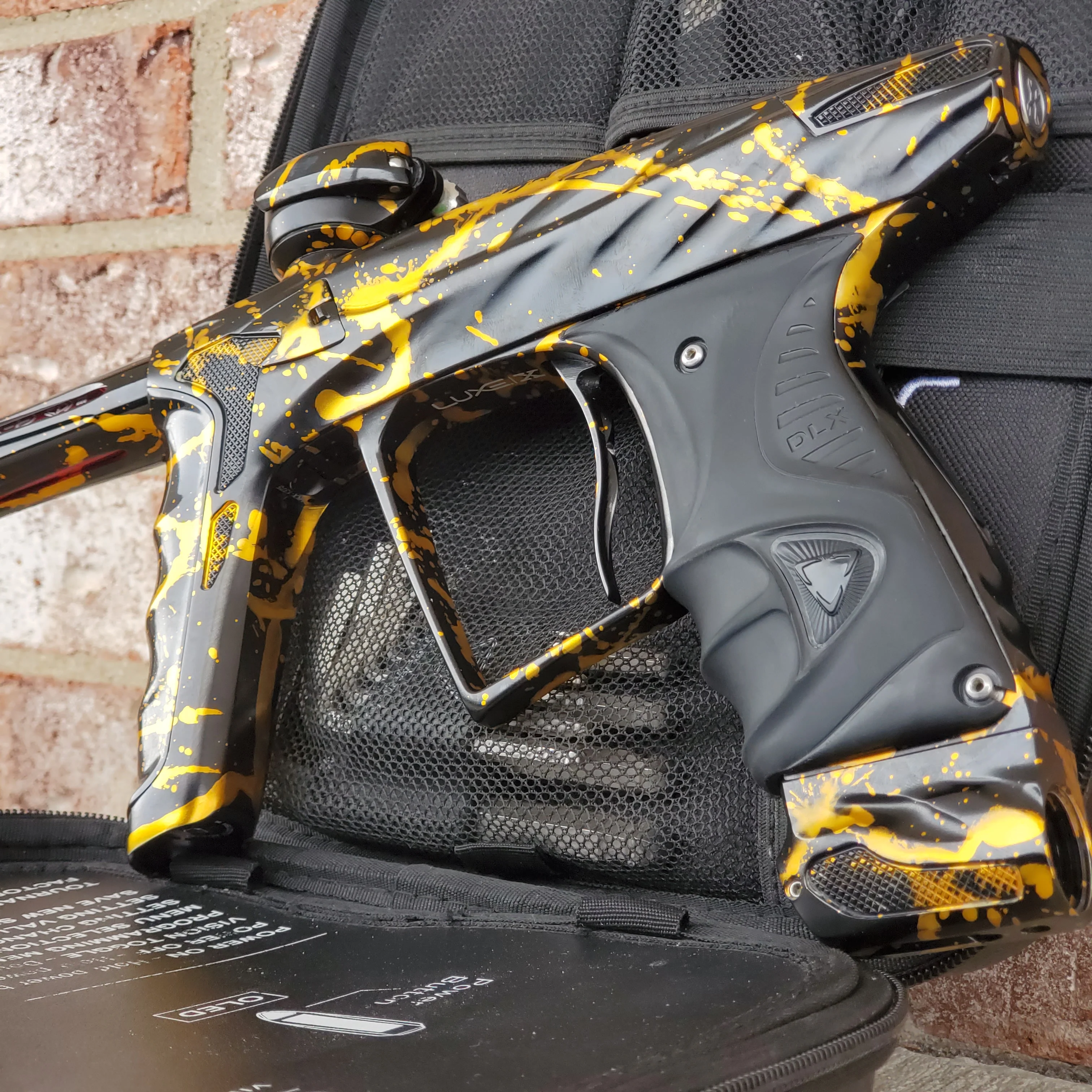 Used DLX HK Army A51 Luxe X Paintball Gun - Black / Gold - Image 3