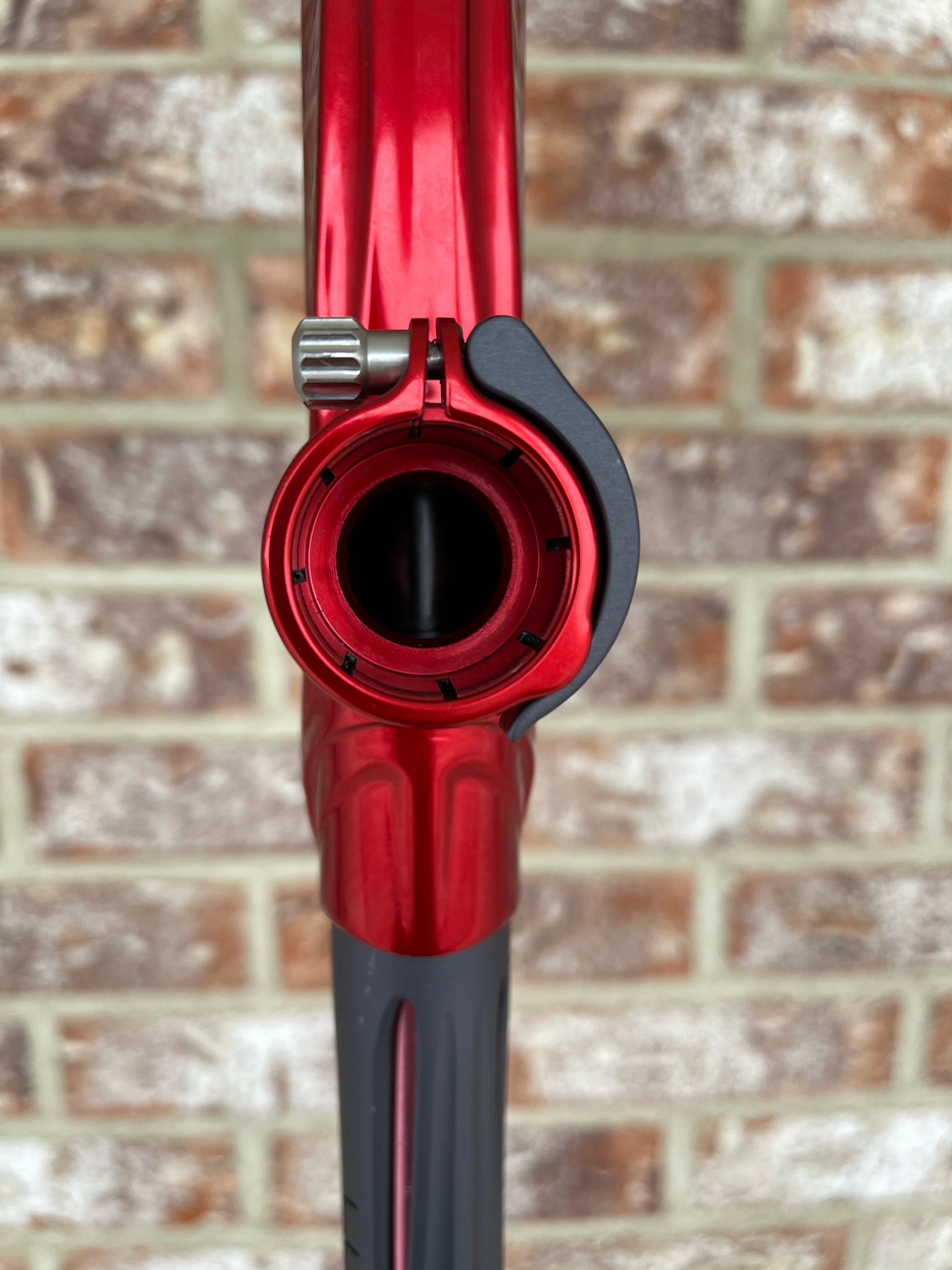 Used DLX Luxe 2.0 Oled Paintball Gun - Gloss Red / Dust Grey - Image 8