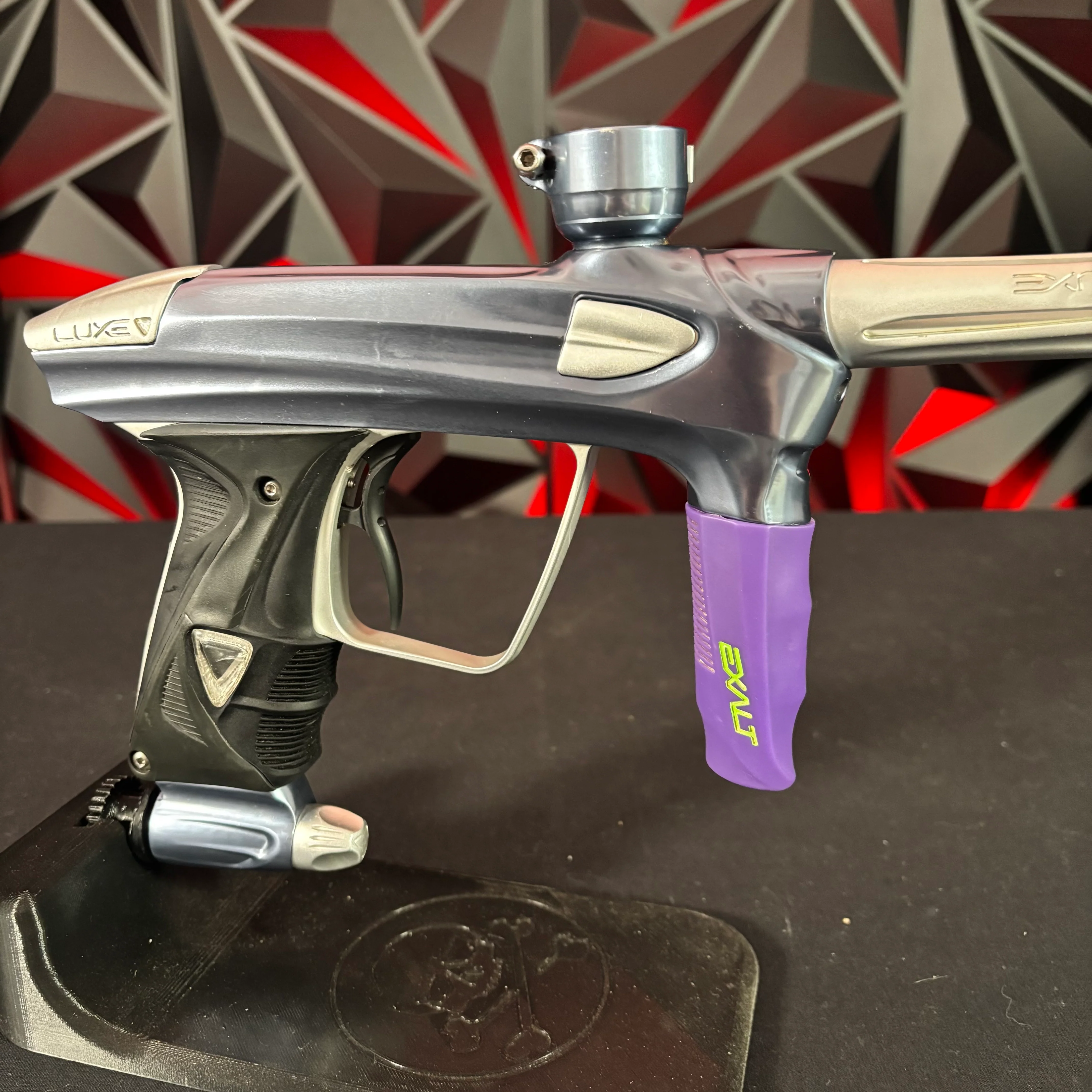 Used DLX Luxe 1.0 Paintball Gun - Light Blue/ Silver - Image 3