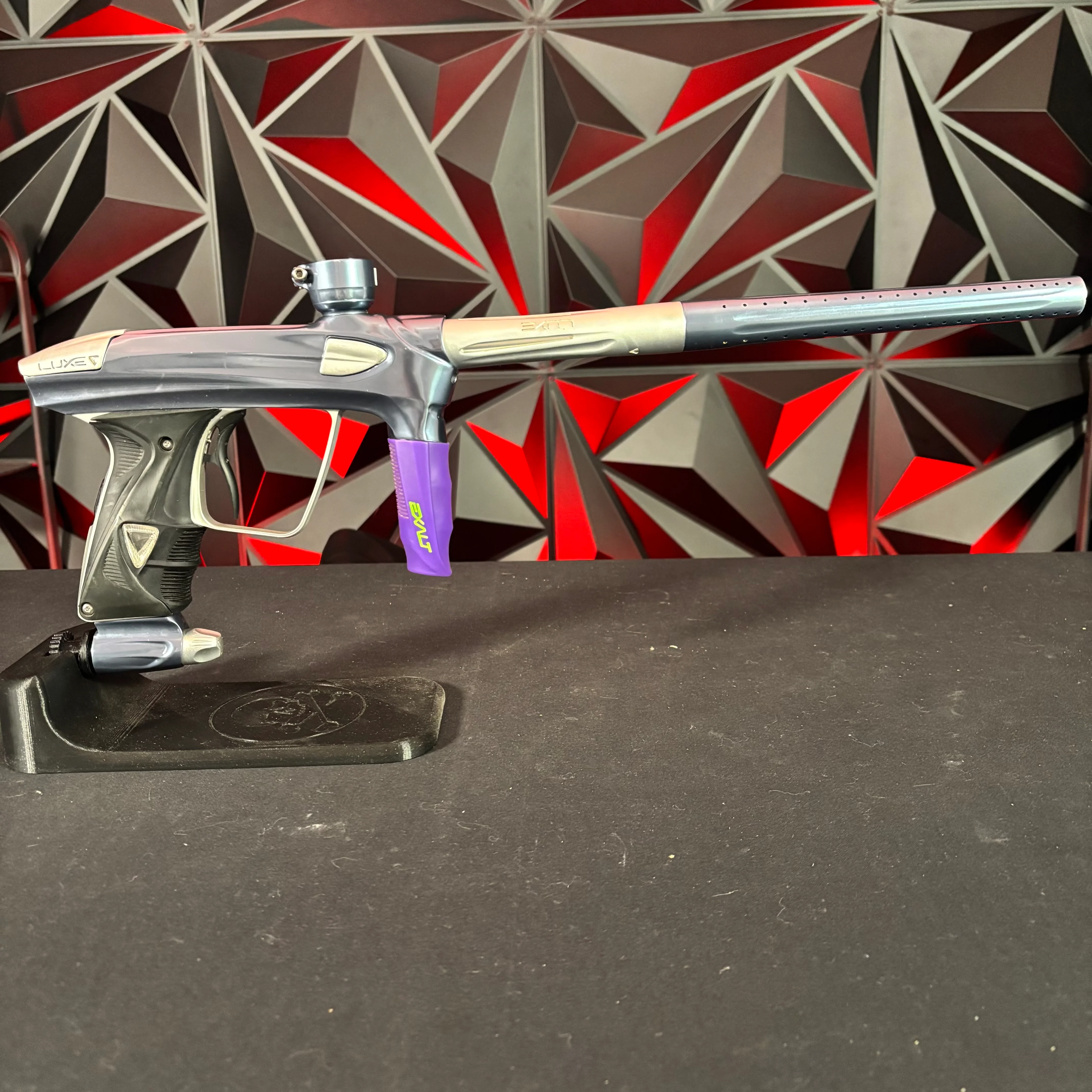 Used DLX Luxe 1.0 Paintball Gun - Light Blue/ Silver - Image 6