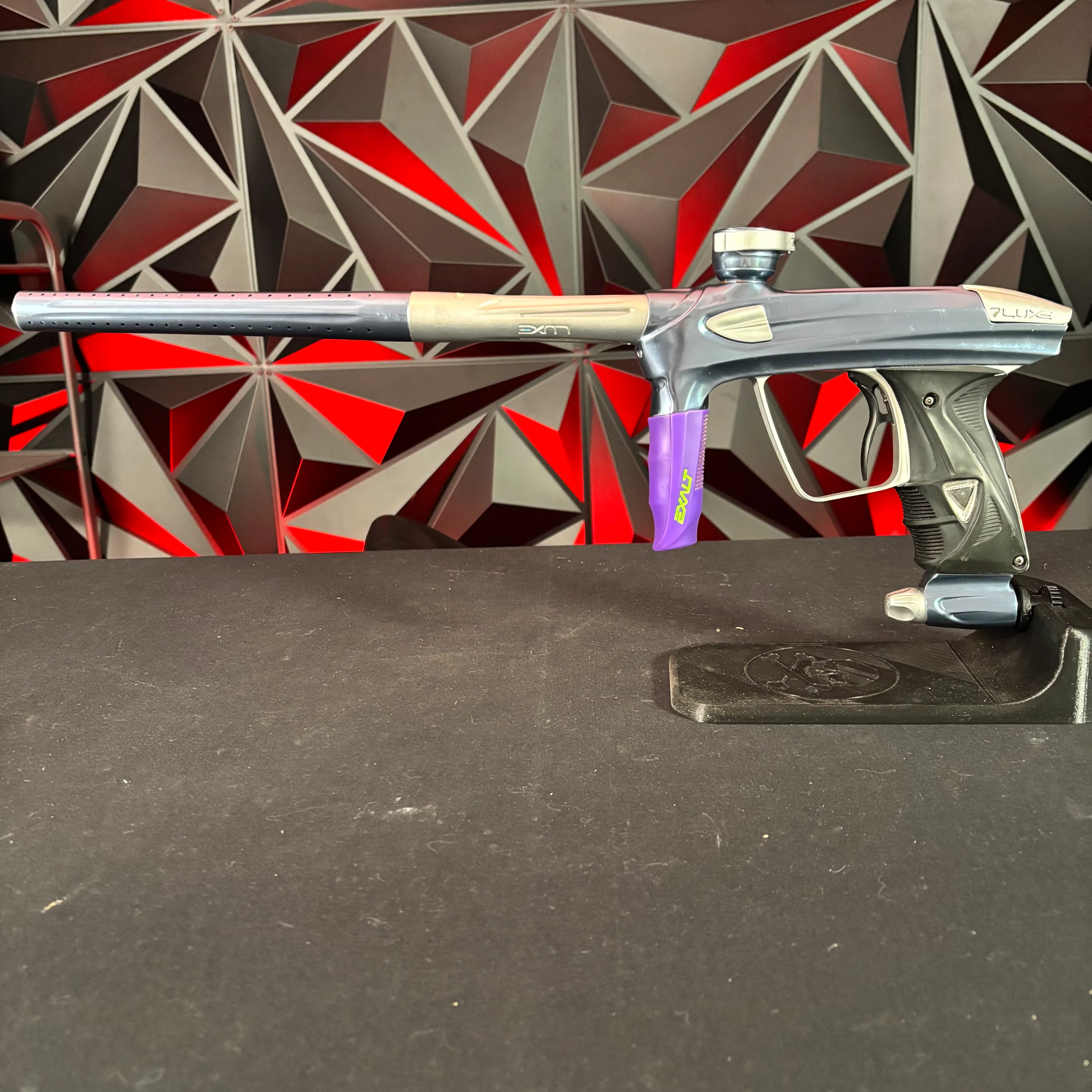 Used DLX Luxe 1.0 Paintball Gun - Light Blue/ Silver - Image 7