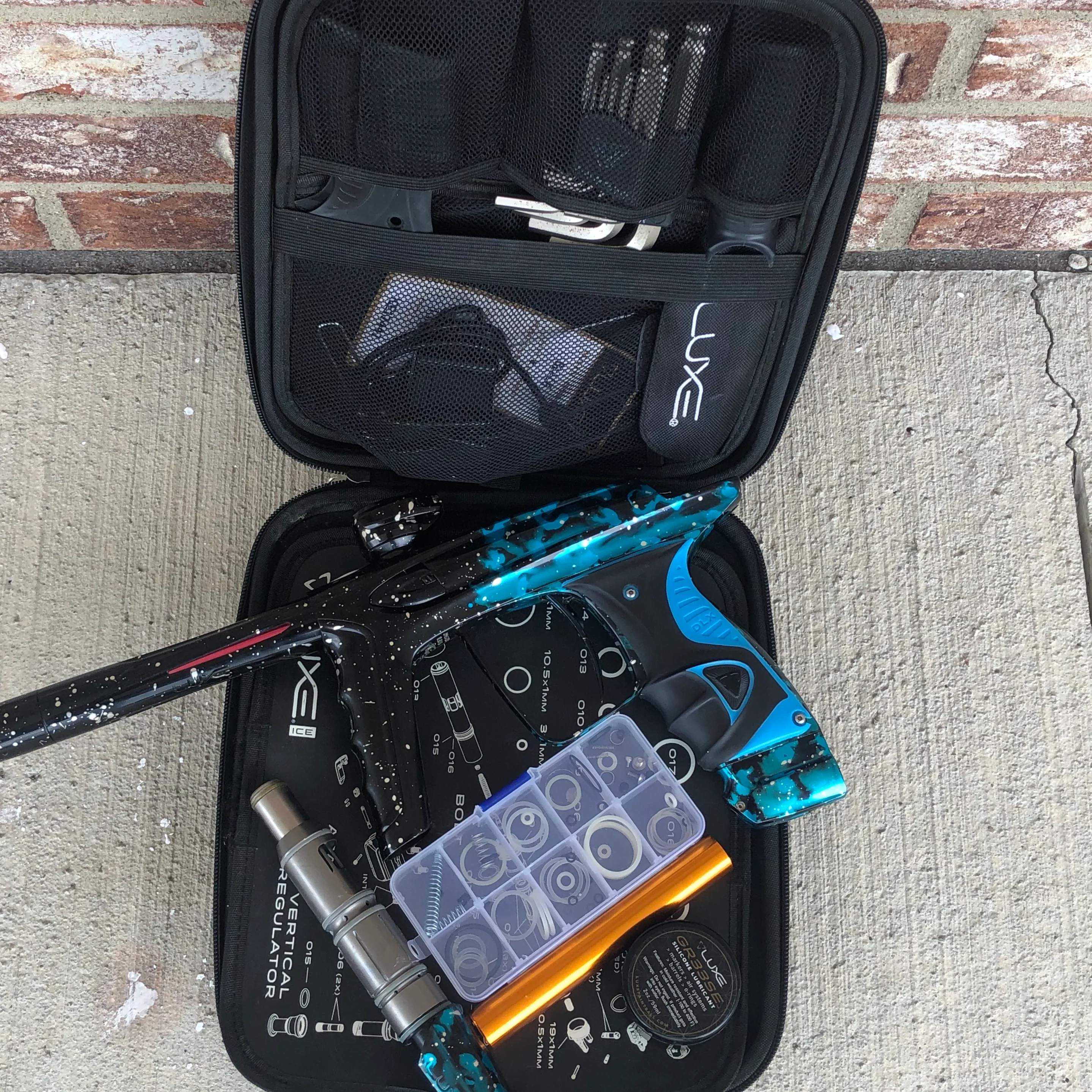 Used DLX Luxe Ice Paintball Gun - Blue Galaxy - Image 7