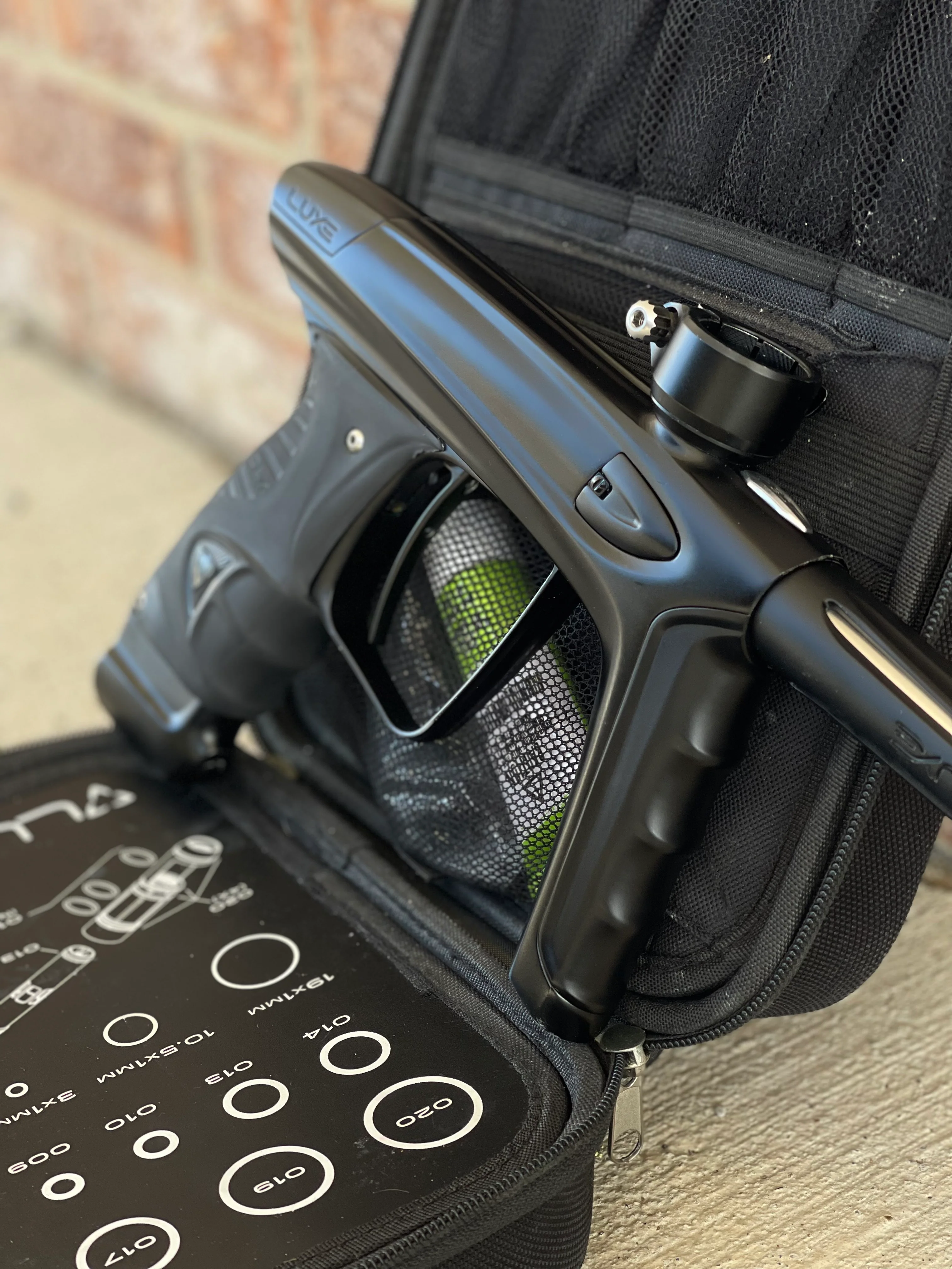 Used DLX Luxe Ice Paintball Gun - Dust Black - Image 3