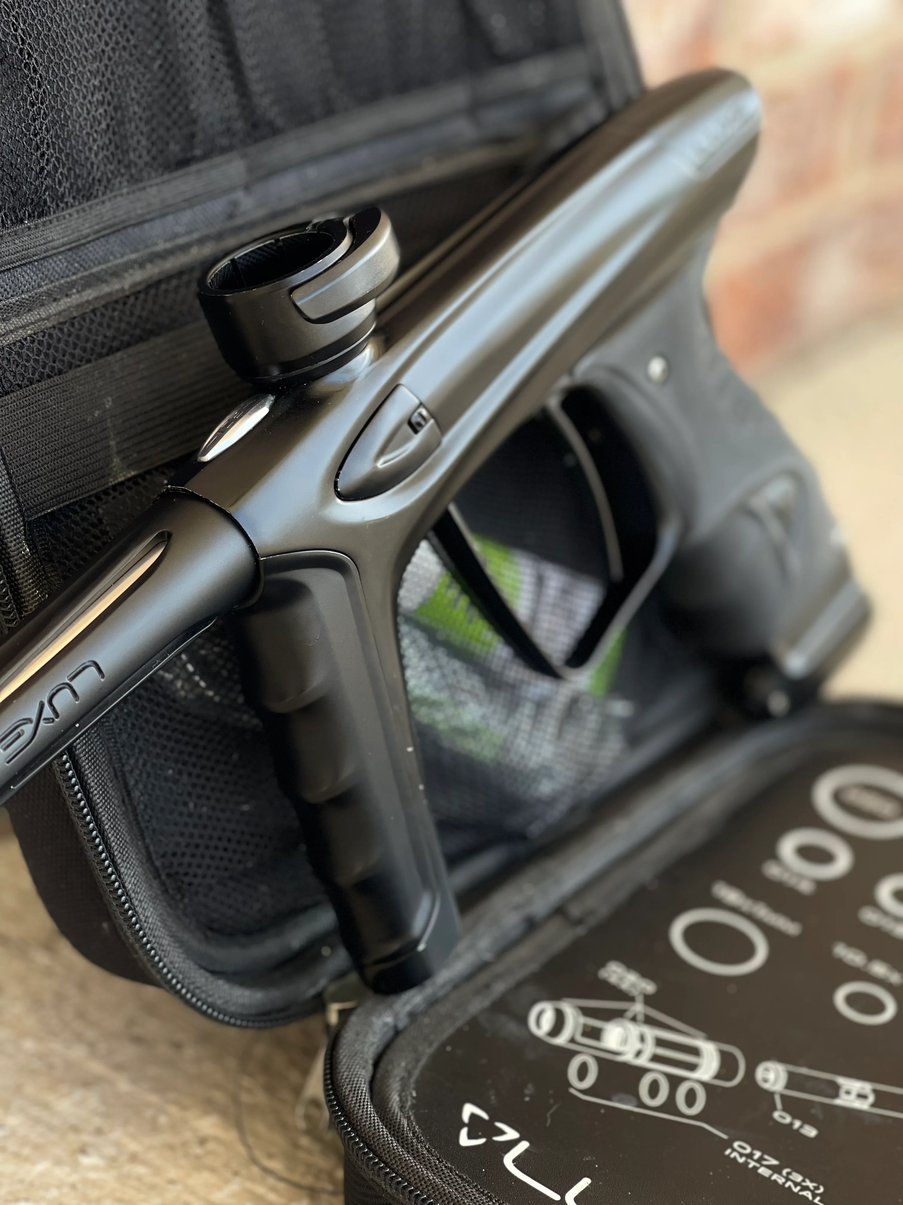 Used DLX Luxe Ice Paintball Gun - Dust Black - Image 4