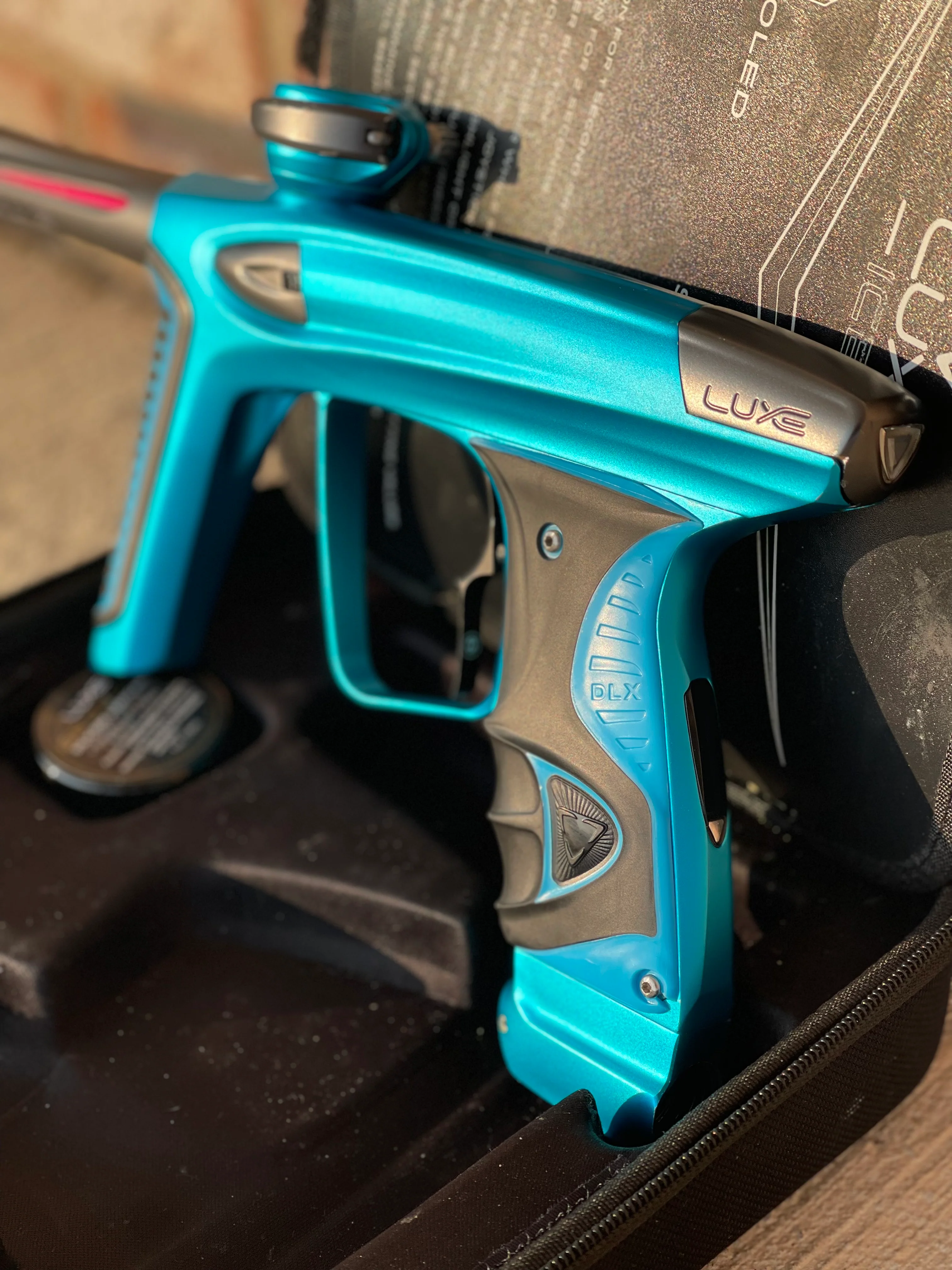 Used DLX Luxe Ice Paintball Gun - Dust Blue/Dust Pewter - Image 3