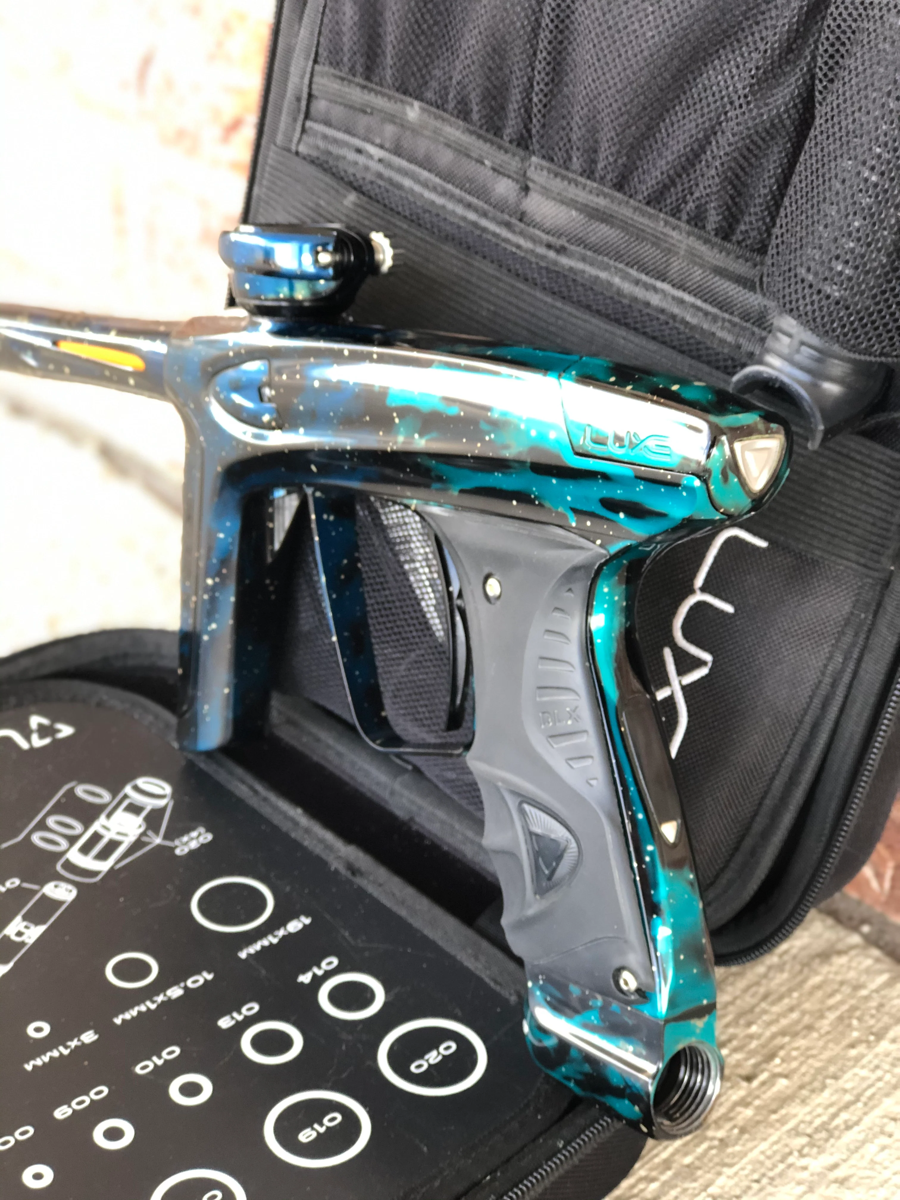 Used DLX Luxe Ice Paintball Gun - Galaxy Teal/Black/Blue - Image 3