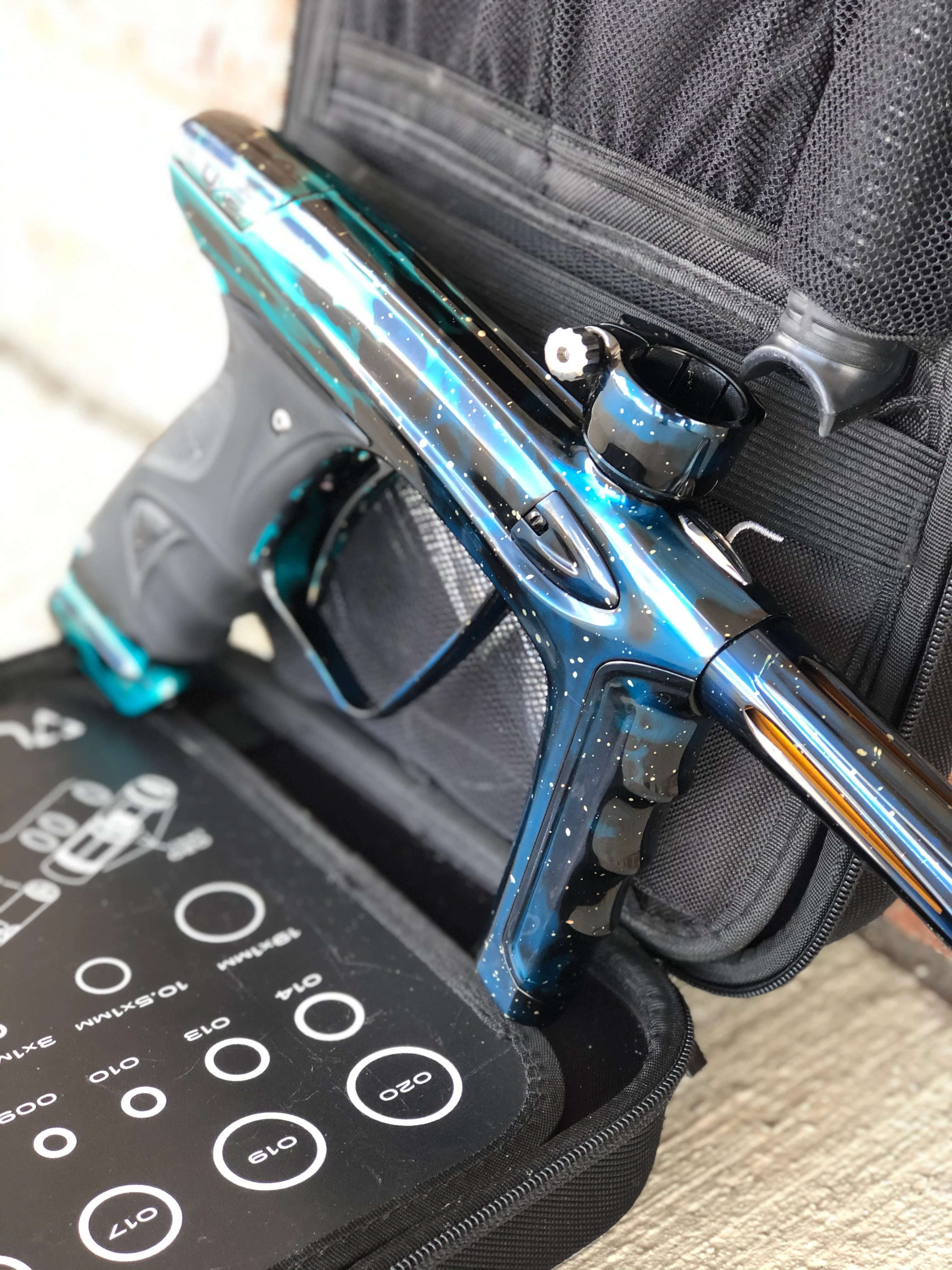 Used DLX Luxe Ice Paintball Gun - Galaxy Teal/Black/Blue - Image 4