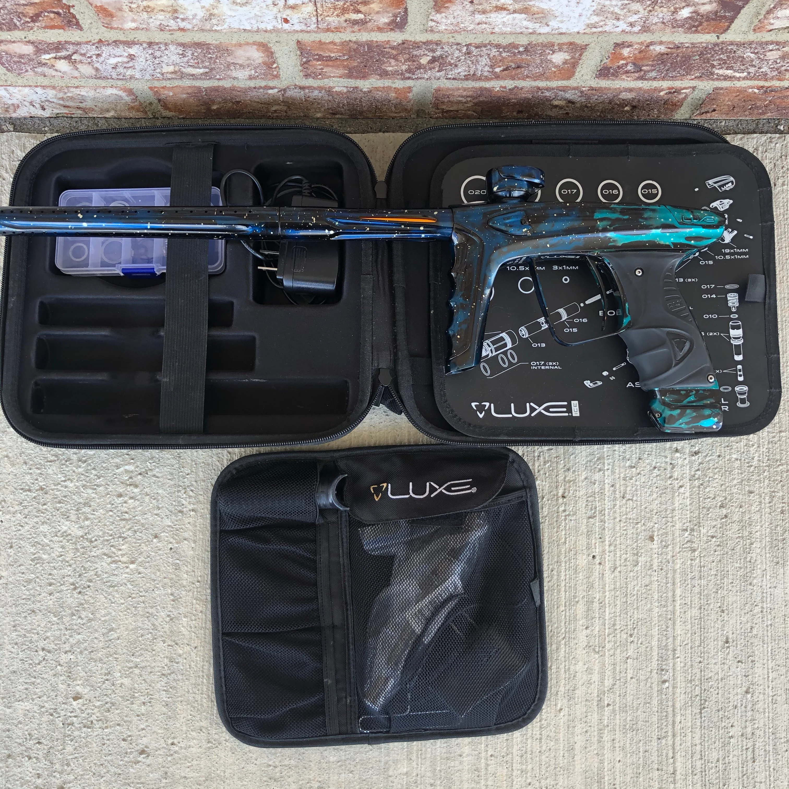 Used DLX Luxe Ice Paintball Gun - Galaxy Teal/Black/Blue - Image 6