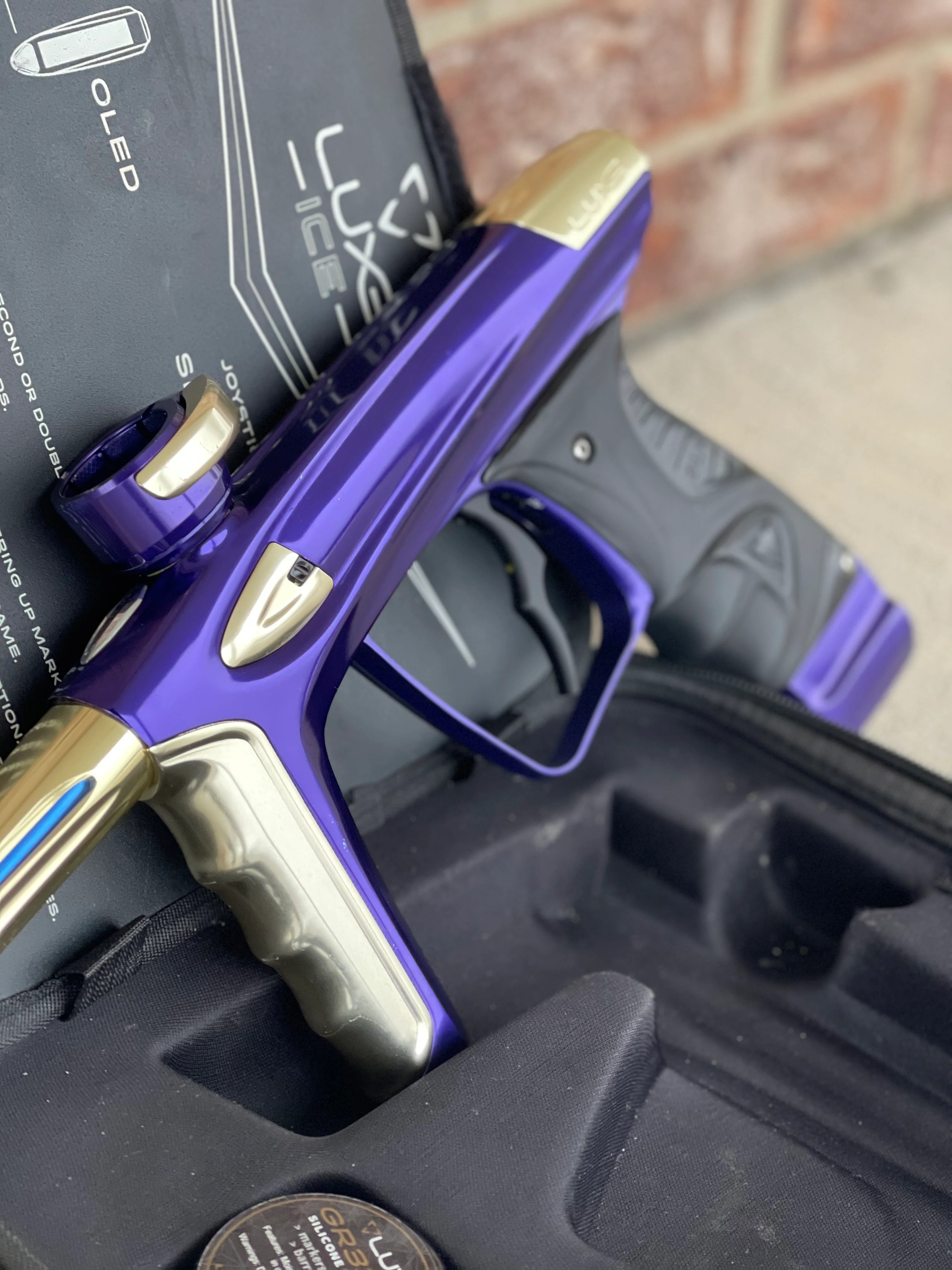 Used DLX Luxe Ice Paintball Gun - Gloss/Purple - Image 4