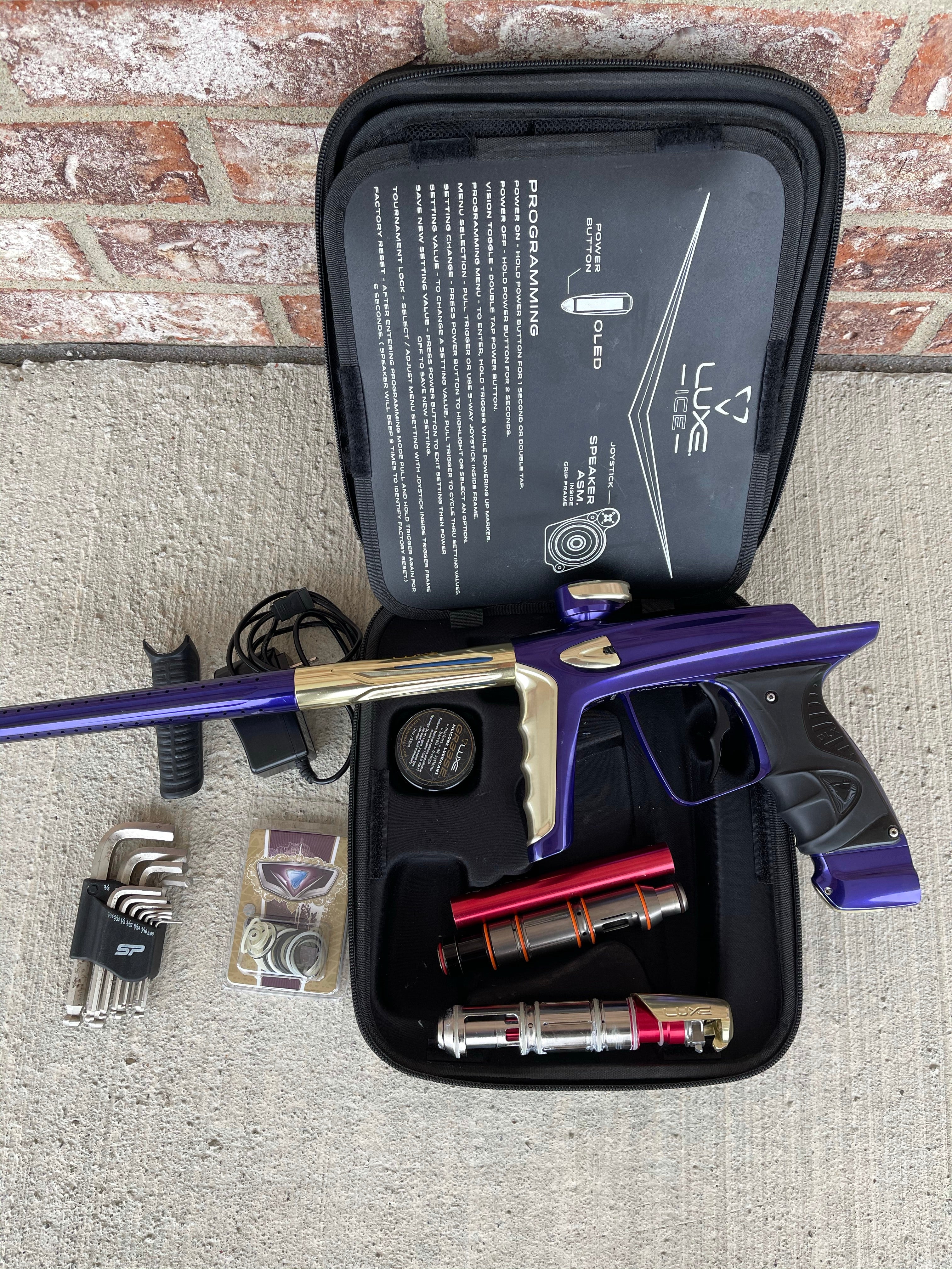 Used DLX Luxe Ice Paintball Gun - Gloss/Purple - Image 9