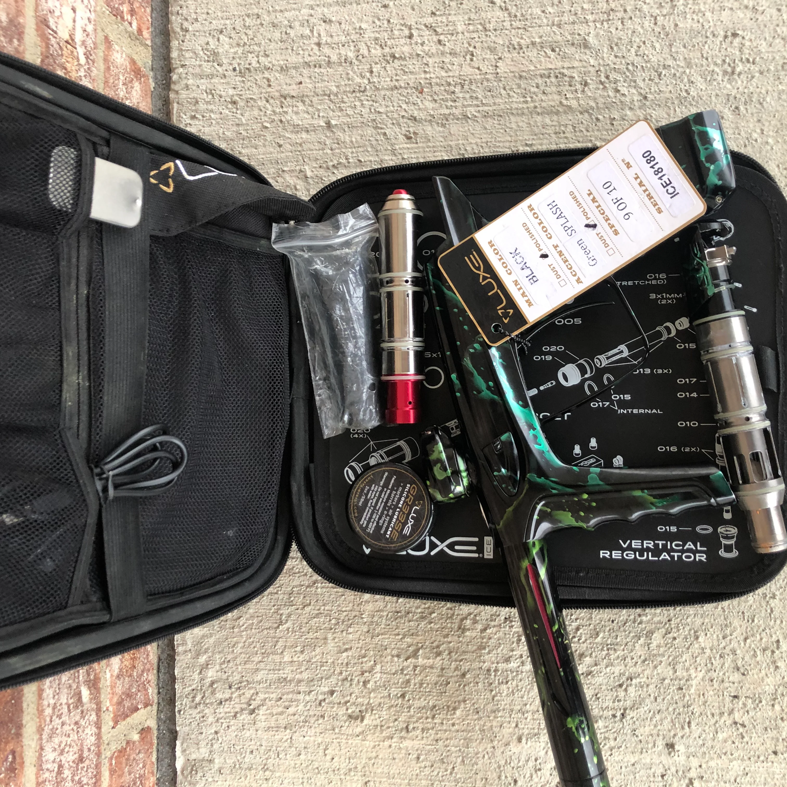 Used DLX Luxe Ice Paintball Gun - Green Splash - Image 5