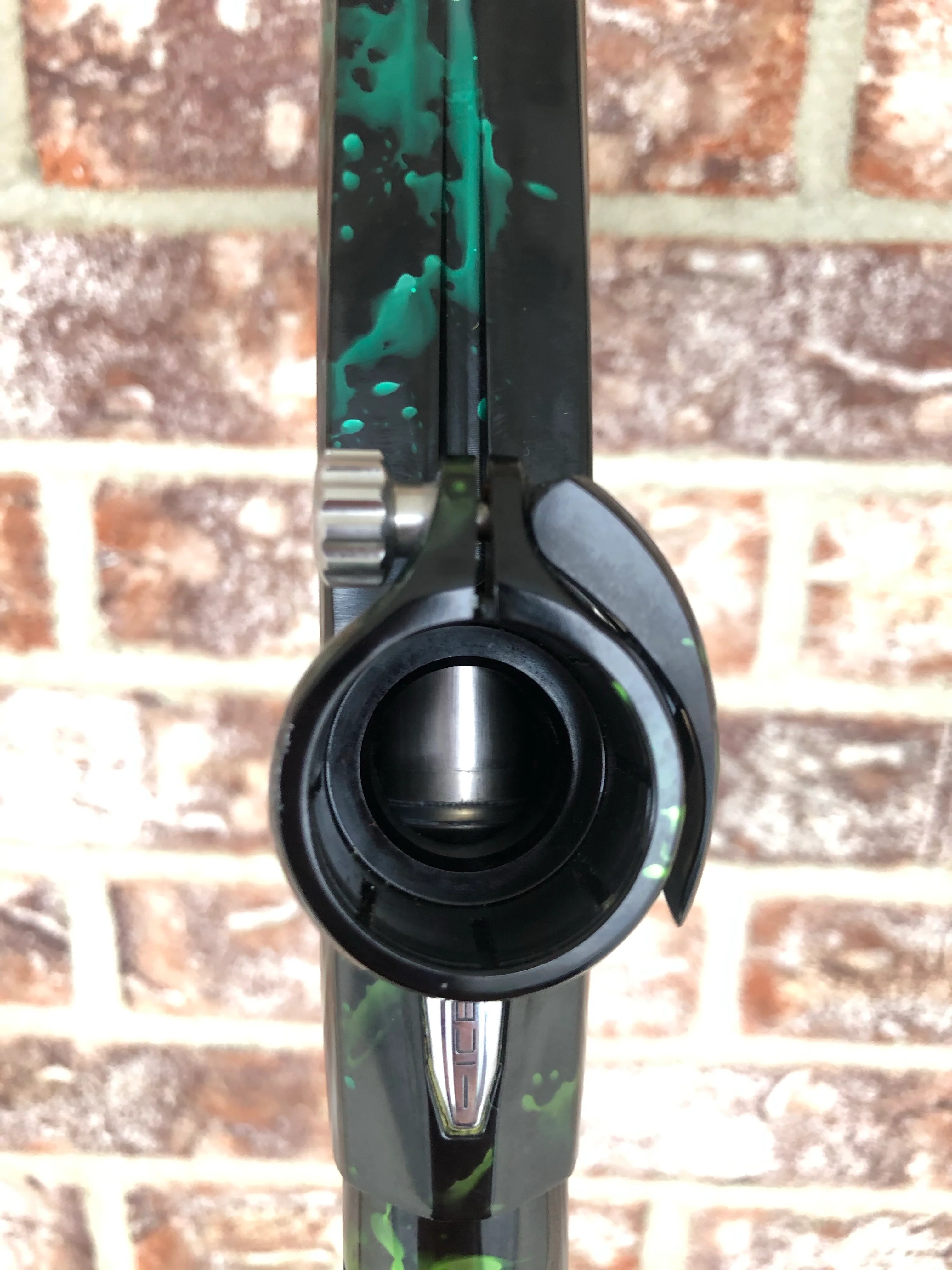 Used DLX Luxe Ice Paintball Gun - Green Splash - Image 6