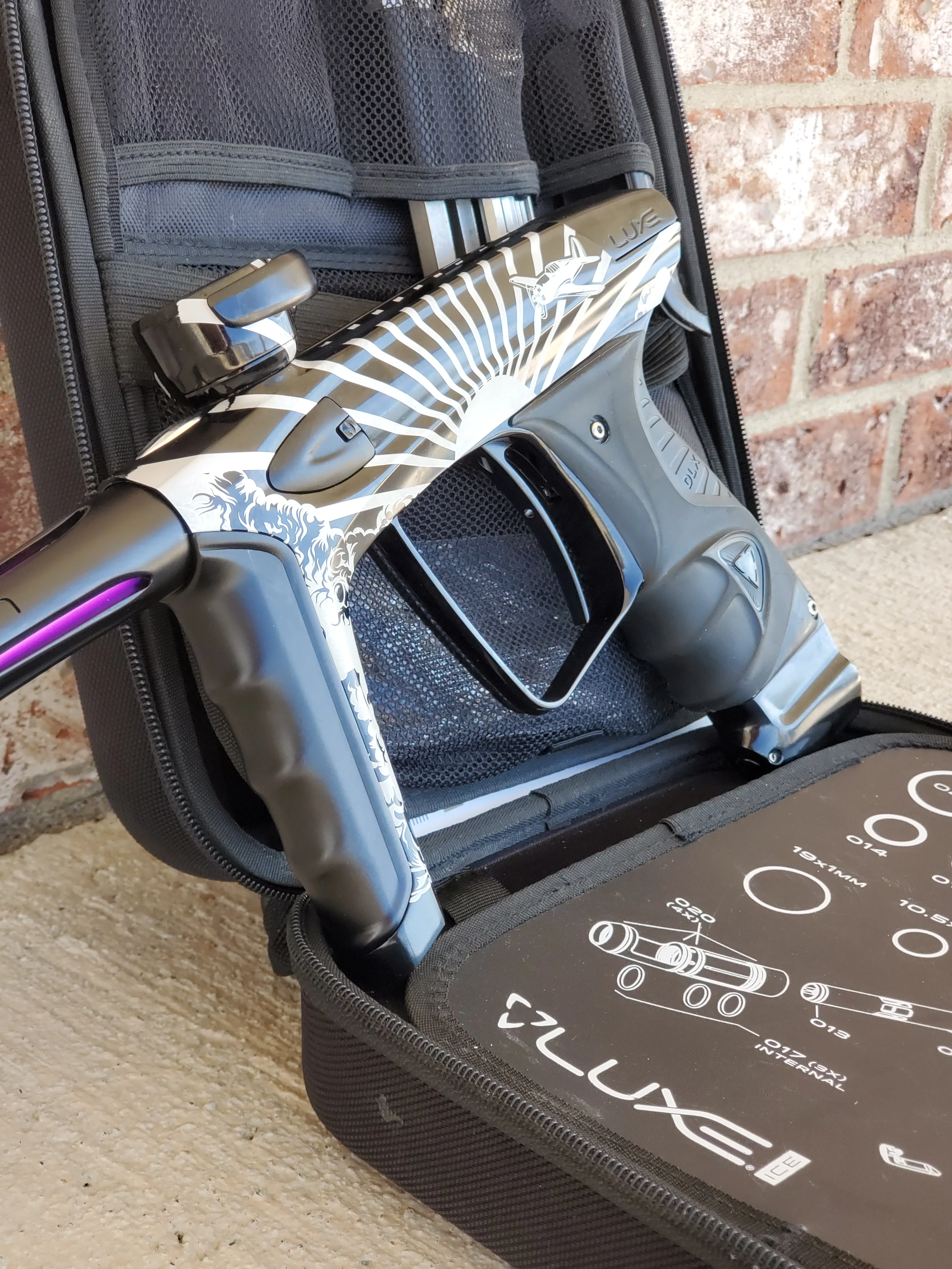 Used DLX Luxe Ice Paintball Gun - Kamikaze - Image 4