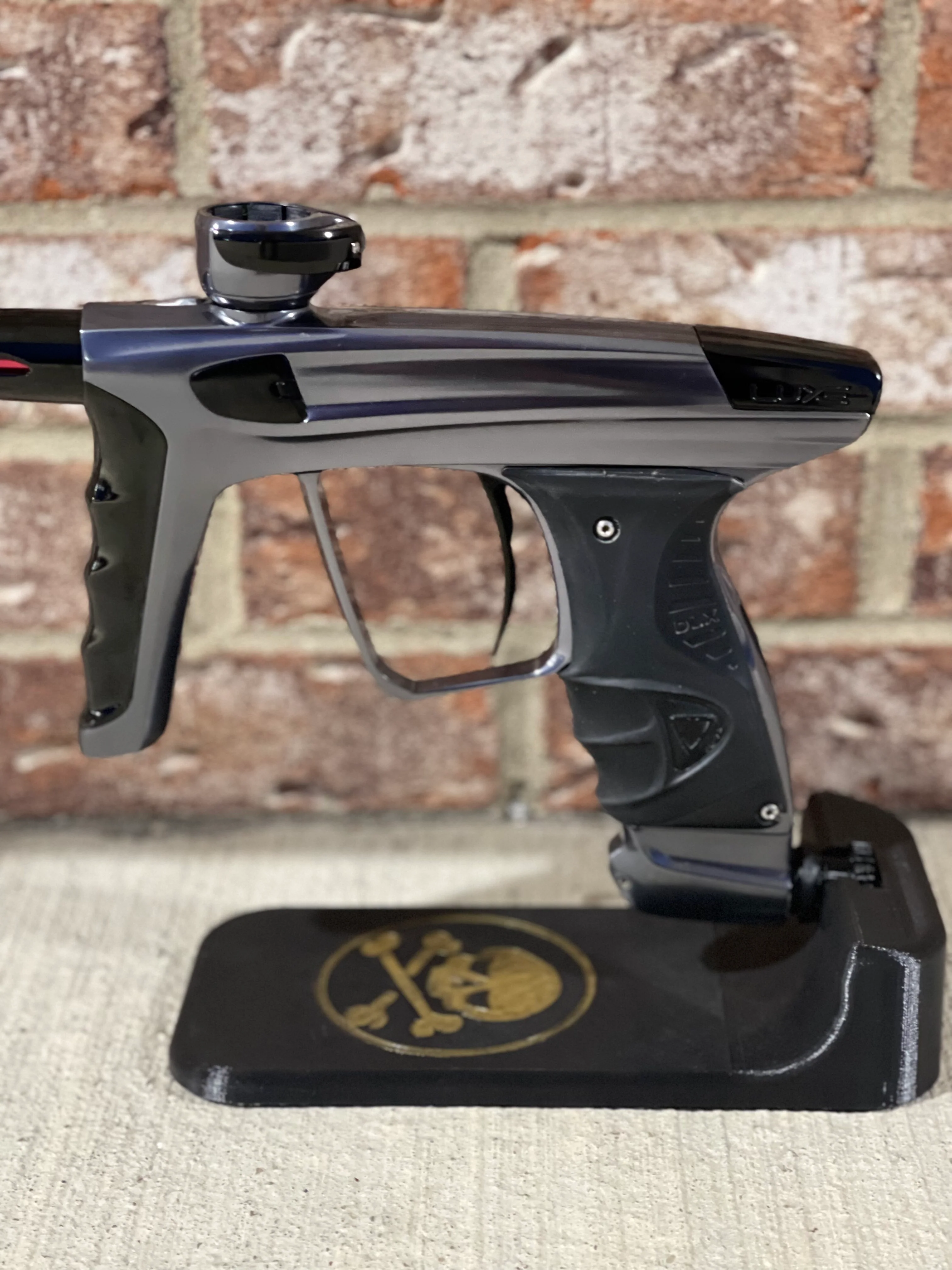Used DLX Luxe X Paintball Gun - Pewter / Black - Image 6