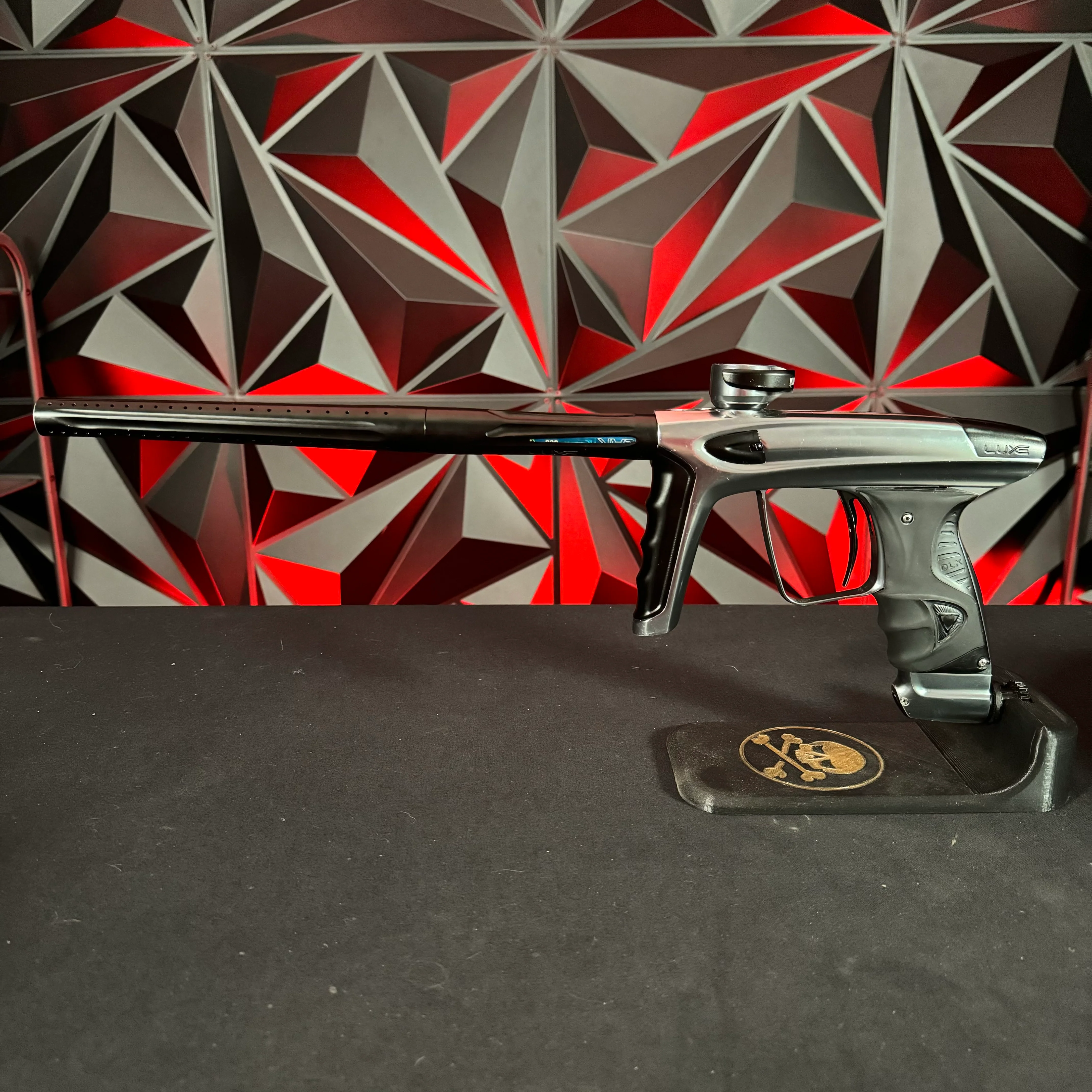 Used DLX Luxe ICE Paintball Gun - Polished Pewter w/ Dust Black Freak Barrel - Image 6