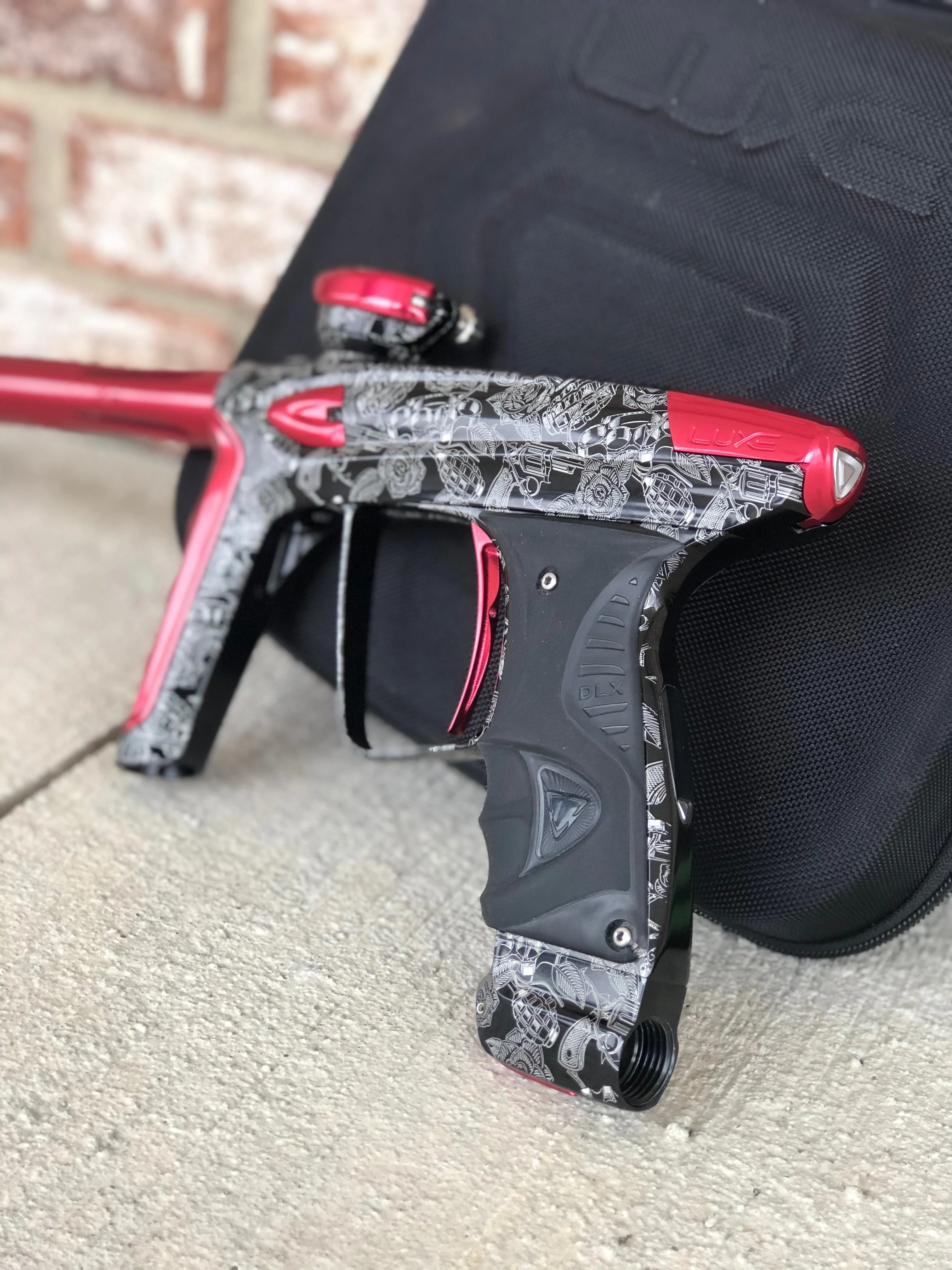 Used DLX Luxe Ice Paintball Gun - SAM66 Edition - Image 4