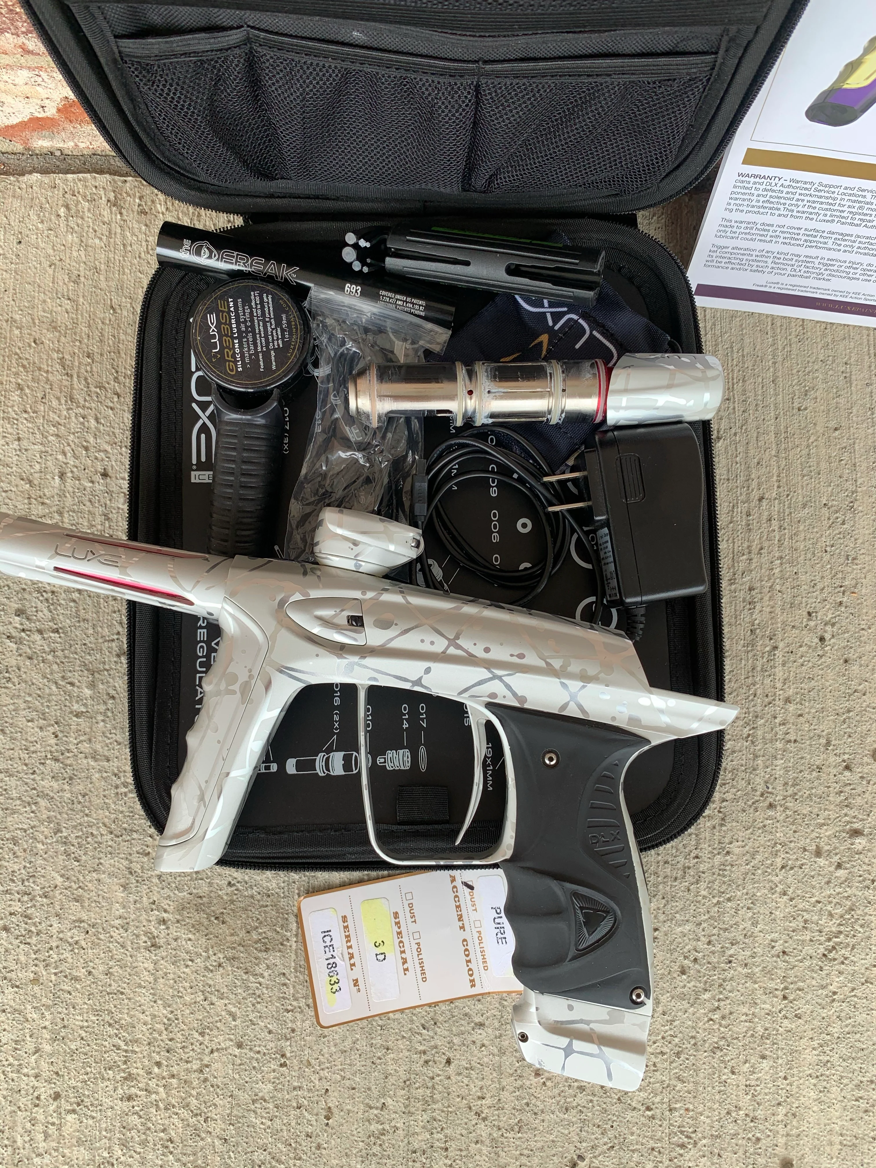 Used DLX Luxe Ice Paintball Gun - Silver 3D Splash - Image 5