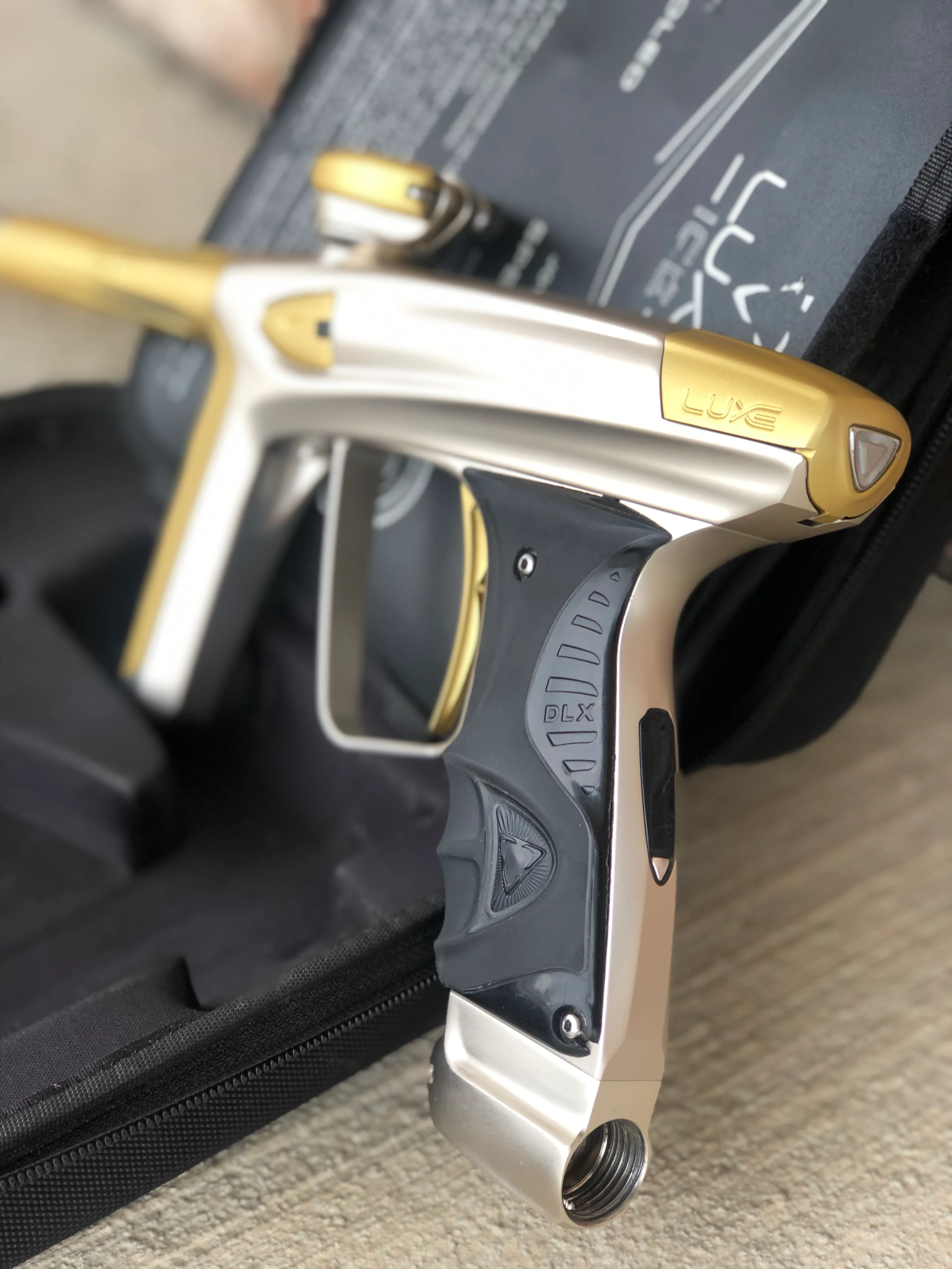 Used DLX Luxe Ice Paintball Gun - Silver / Dust Gold - Image 3