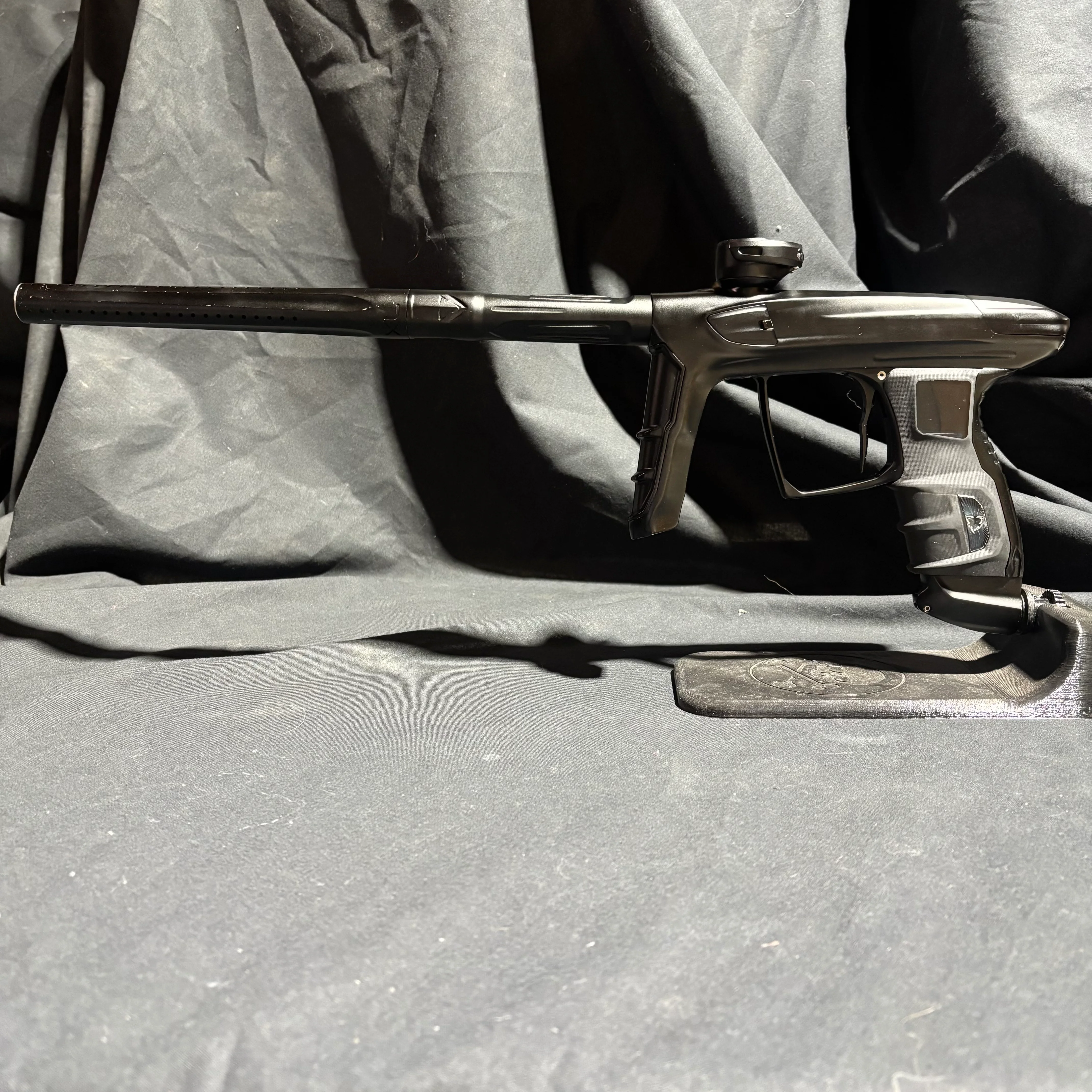 Used DLX Luxe IDOL Paintball Gun - Dust Black - Image 7