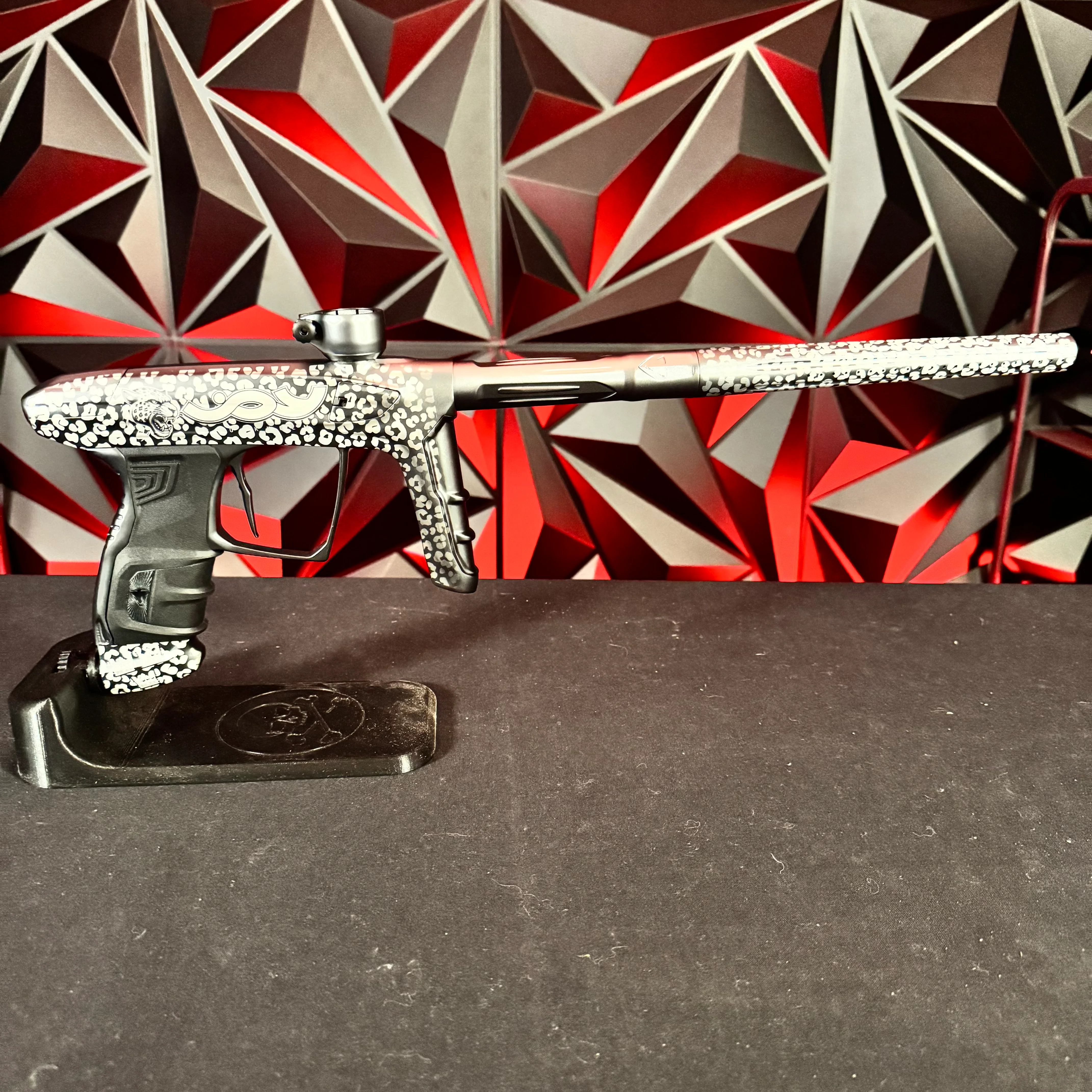 Used DLX Luxe IDOL Paintball Gun - Dust Pewter Joy Division - Image 8