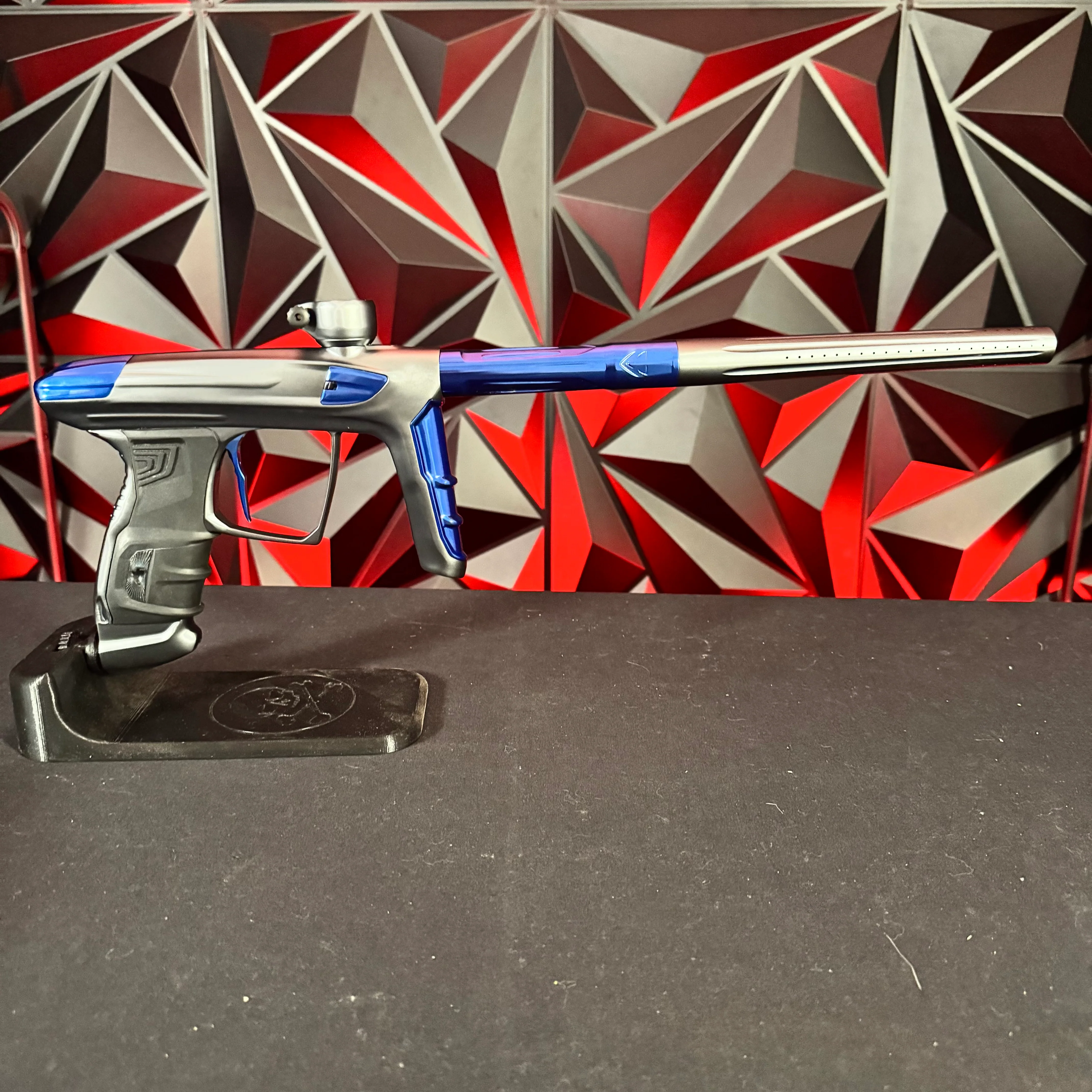 Used DLX Luxe IDOL Paintball Gun - Dust Pewter/Polished Blue - Image 6