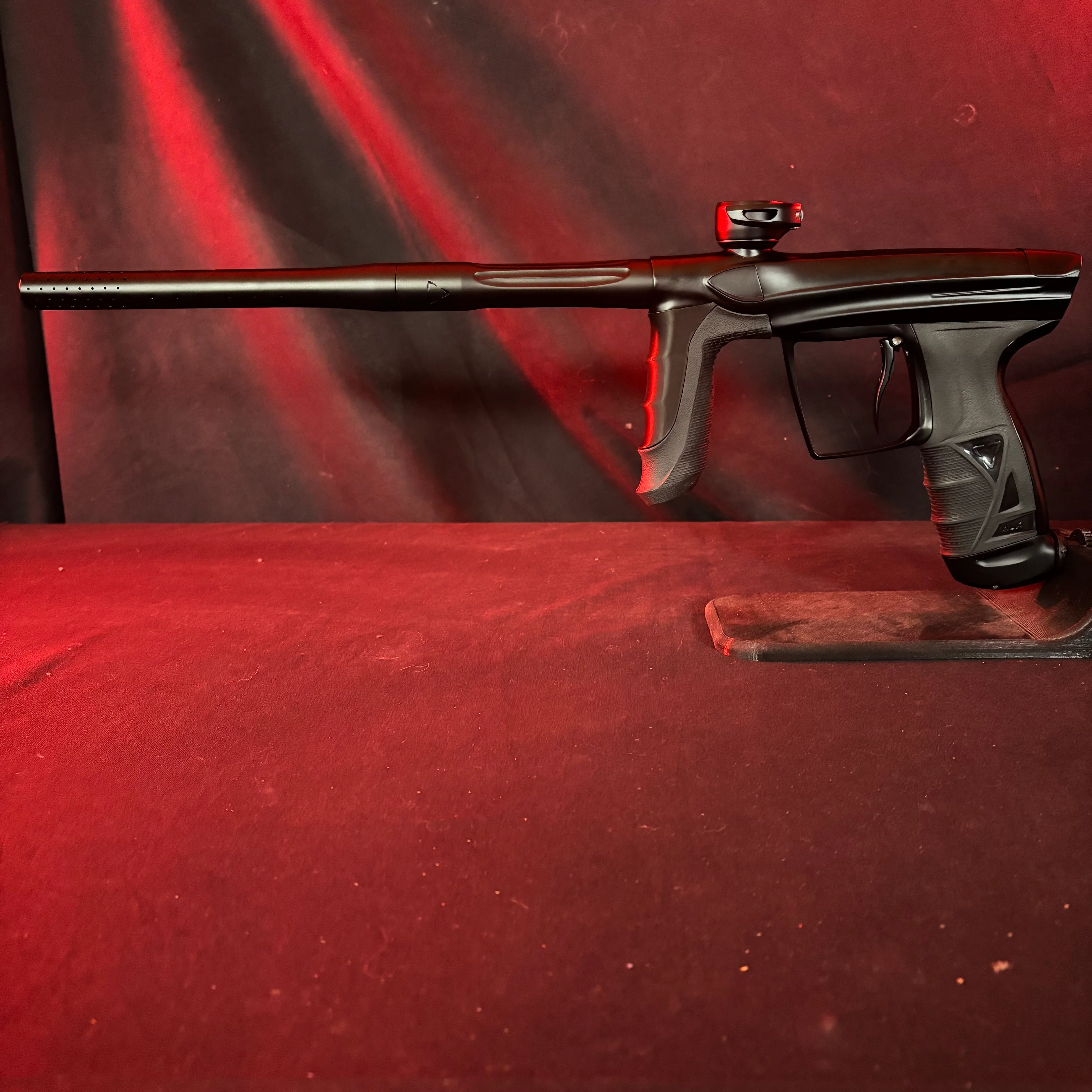 Used DLX Luxe Aire Paintball Gun - Dust Black - Image 7