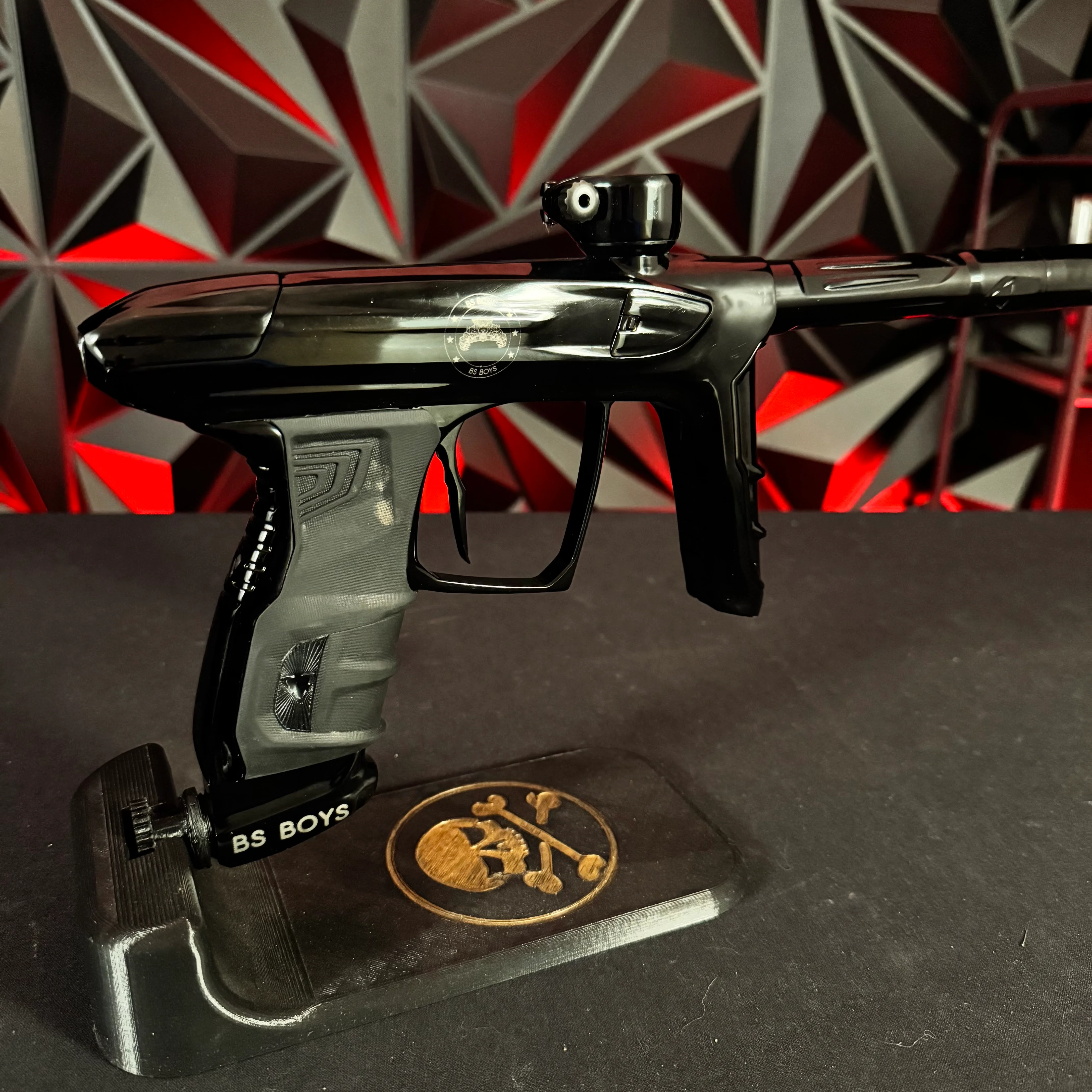 Used DLX Luxe IDOL Paintball Gun - Polished Black - Laser Engraved BS Boys - Image 2