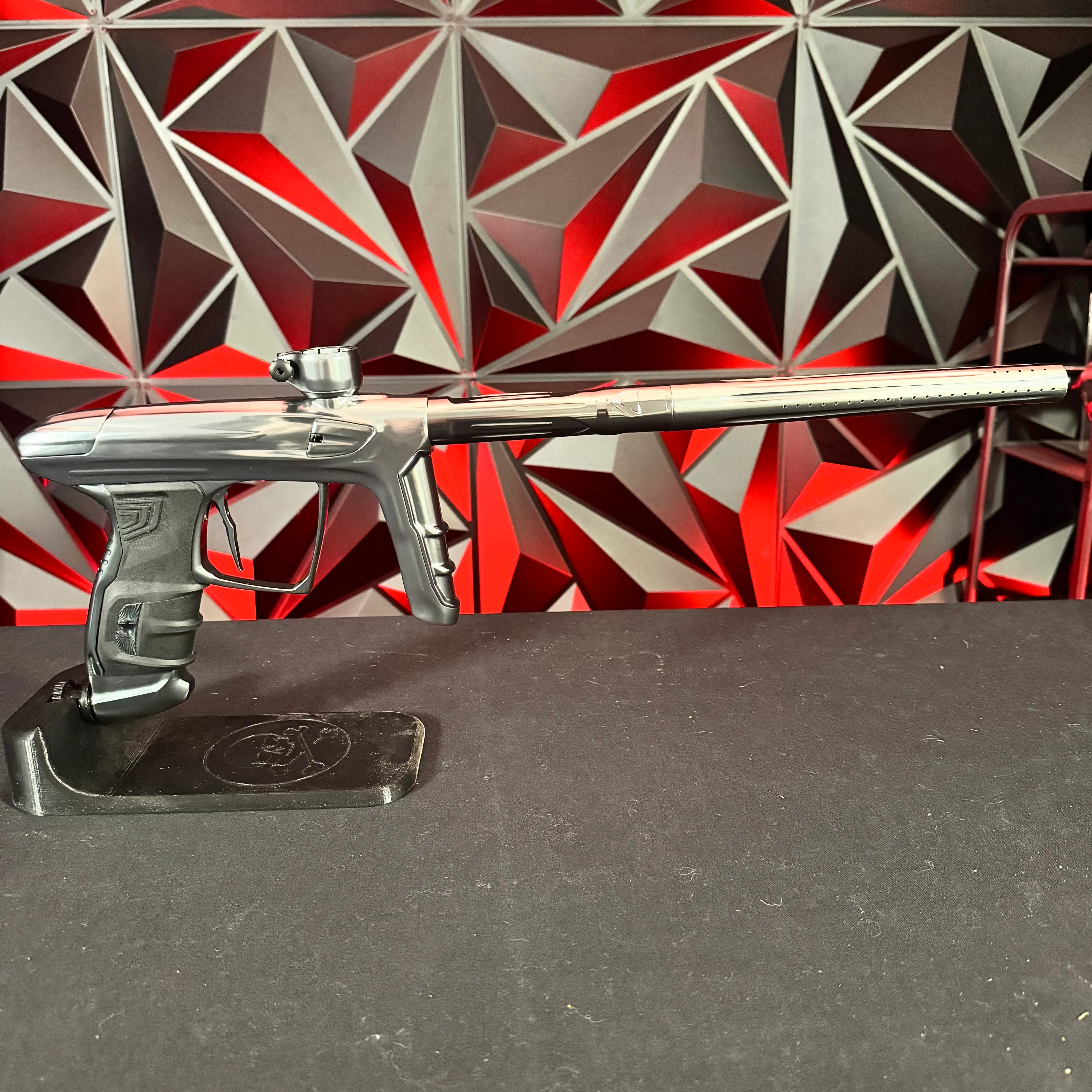 Used DLX Luxe IDOL Paintball Gun - Polished Pewter - Image 6
