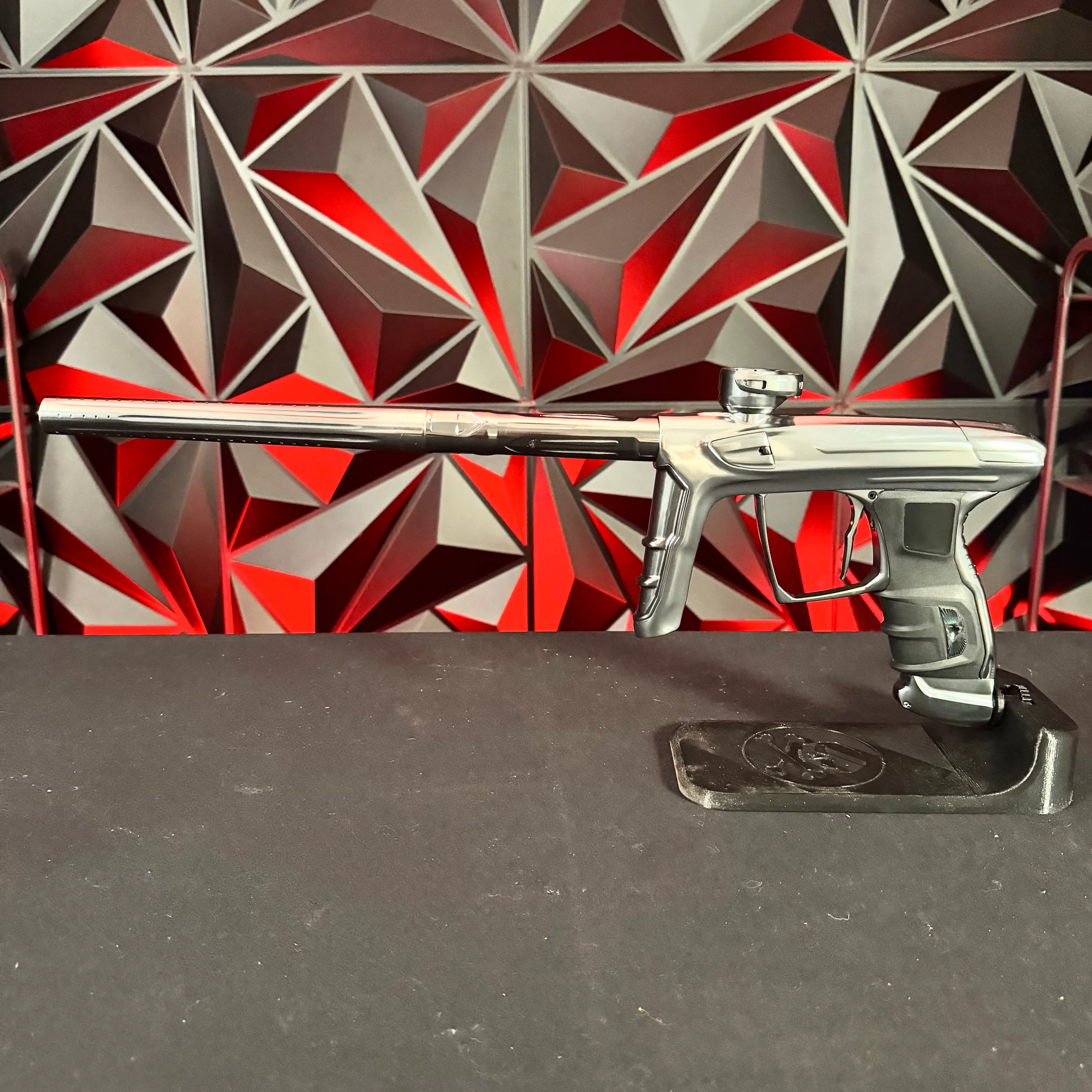 Used DLX Luxe IDOL Paintball Gun - Polished Pewter - Image 7