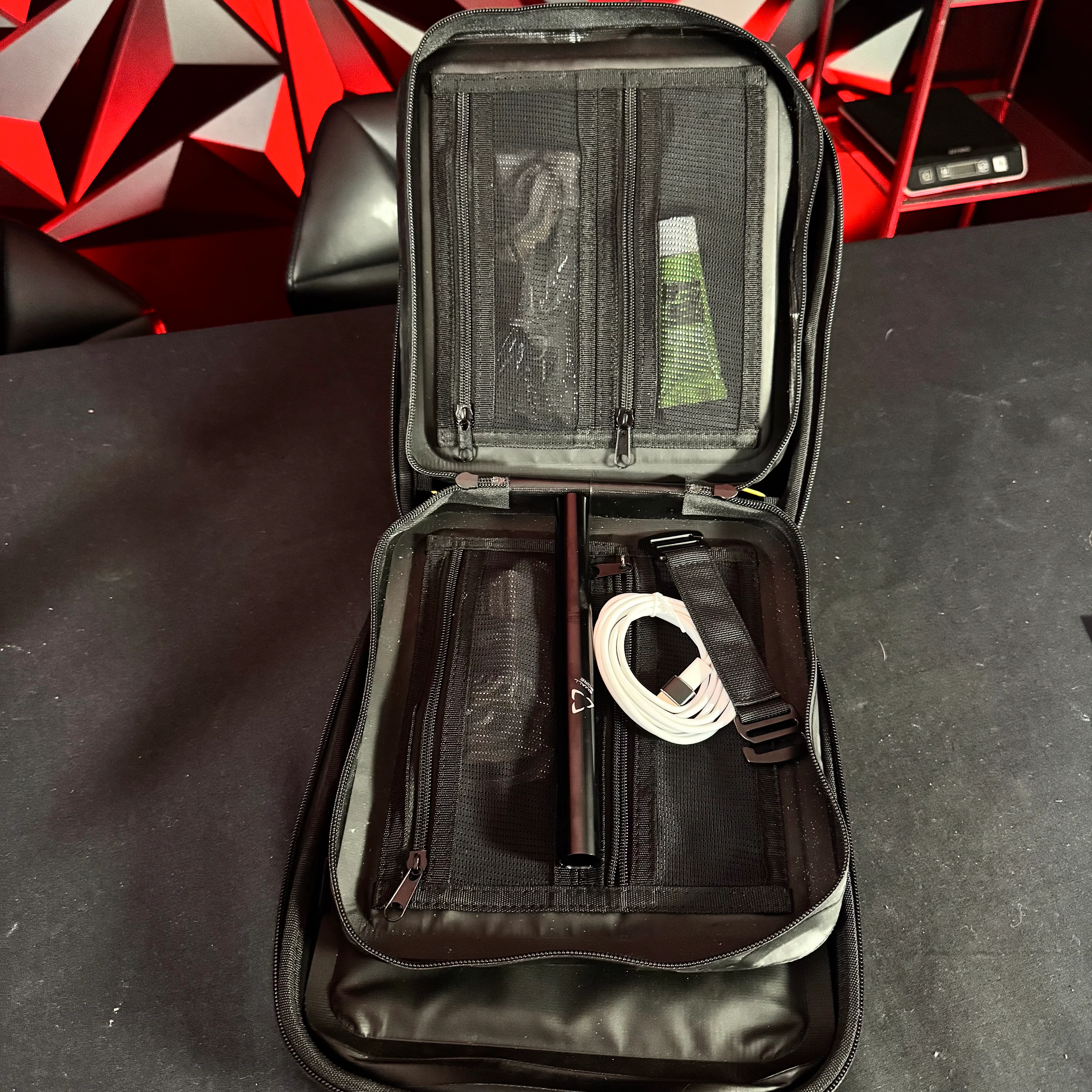 Used DLX Luxe IDOL Paintball Gun - Polished Red/Polished Black Limited Edition HATE - Image 10
