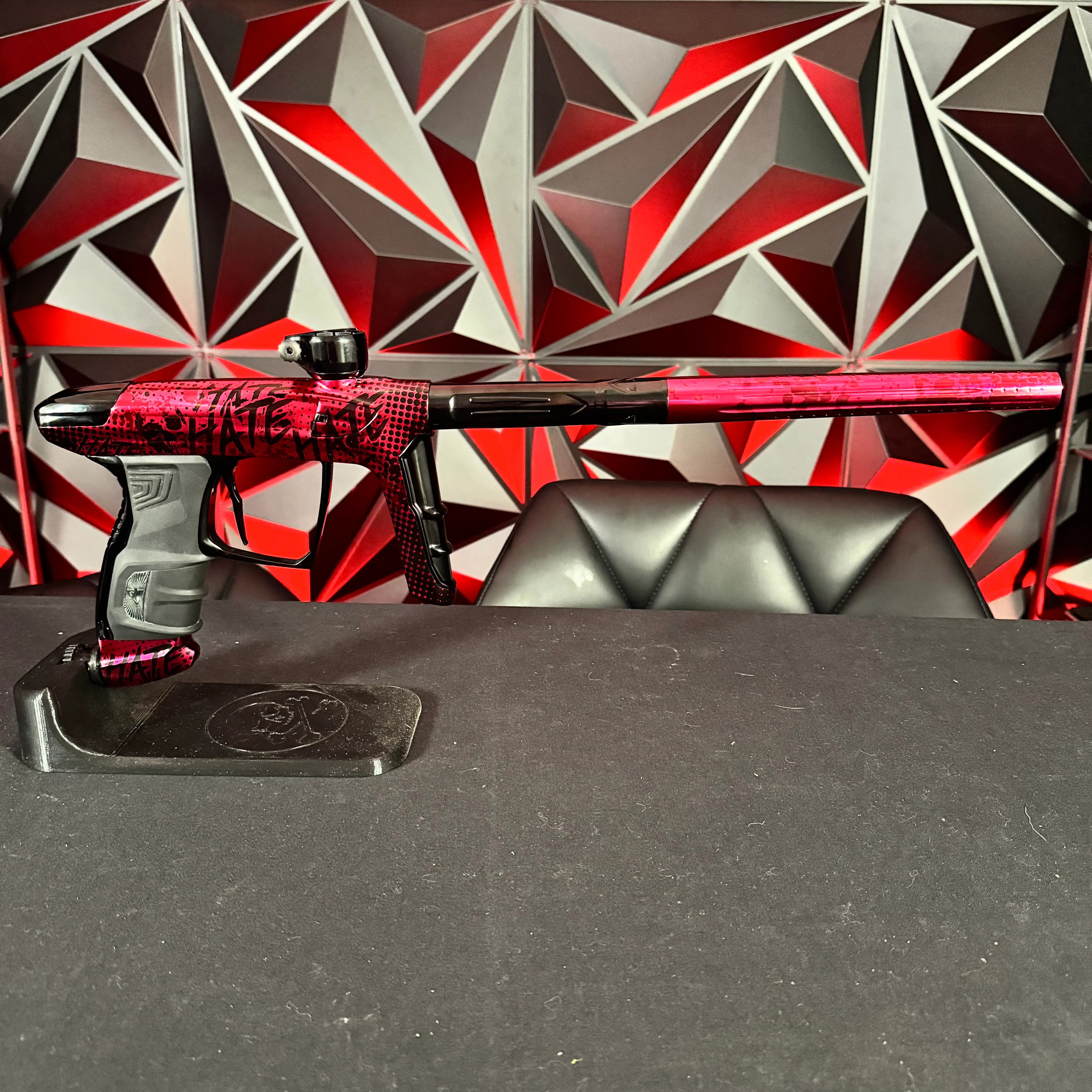 Used DLX Luxe IDOL Paintball Gun - Polished Red/Polished Black Limited Edition HATE - Image 8