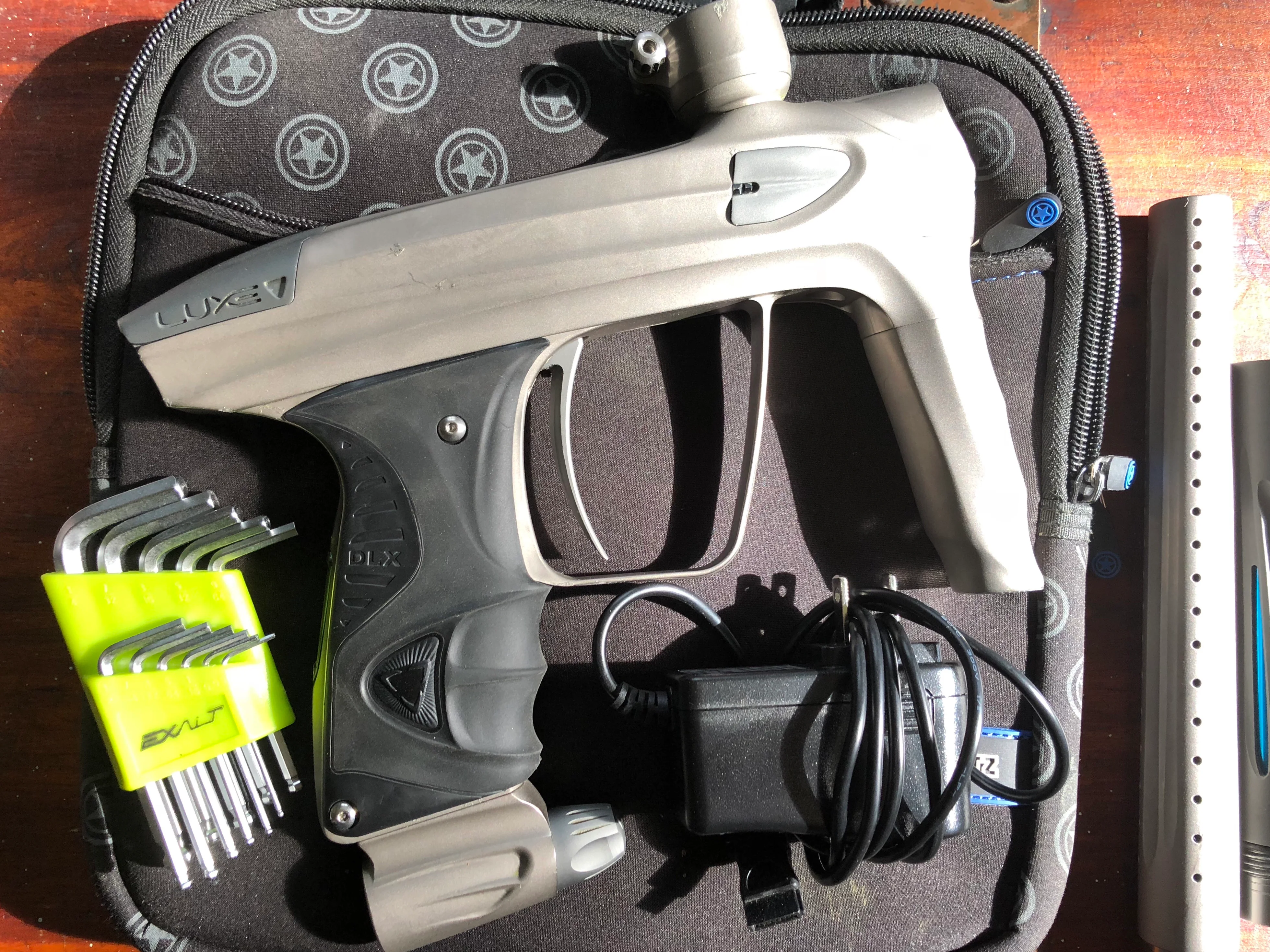 Used Dlx Luxe Oled 1 of 1 full ice coating - bolt and body - Image 6