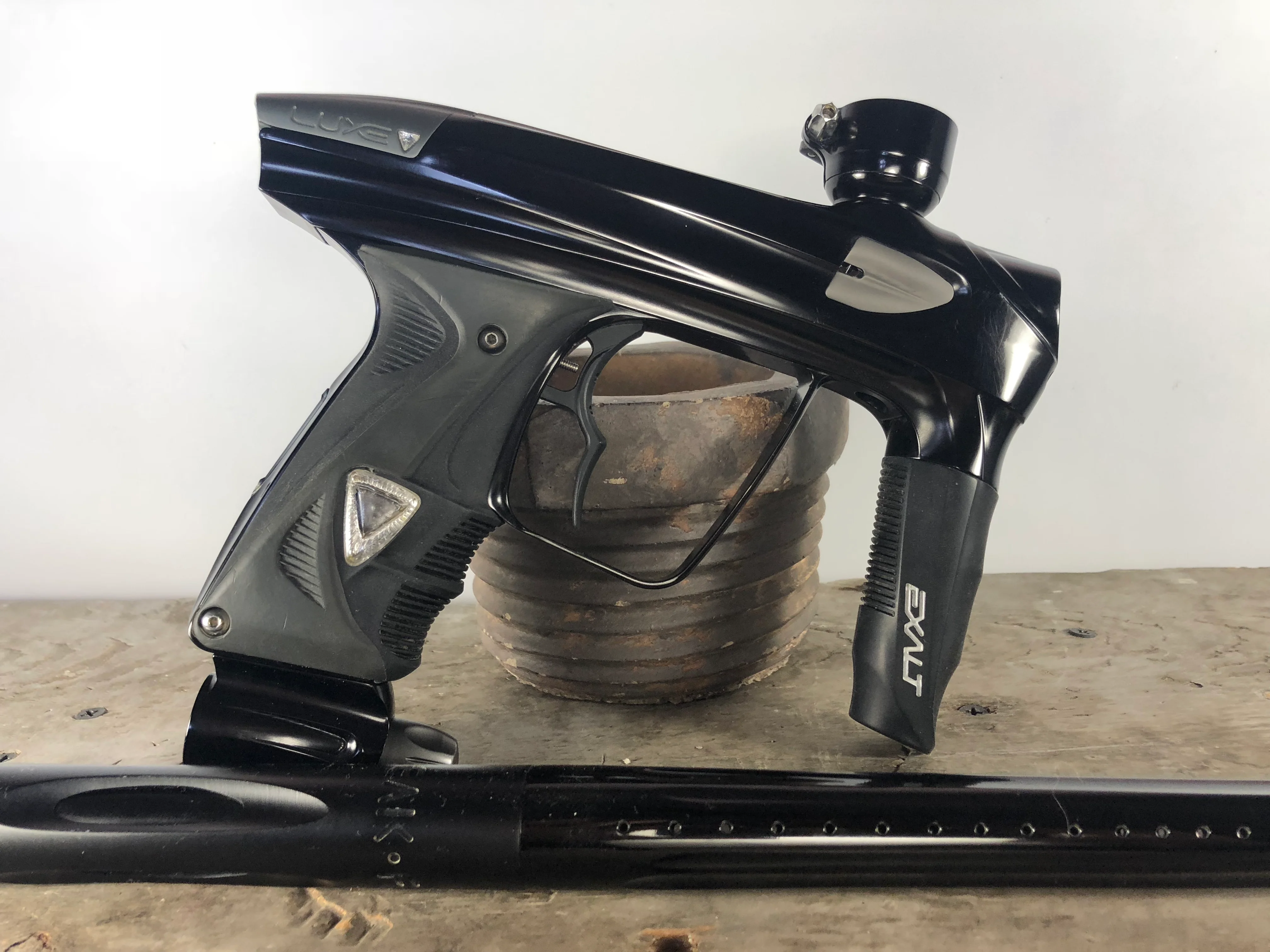 Used Dlx Luxe Oled - Image 2