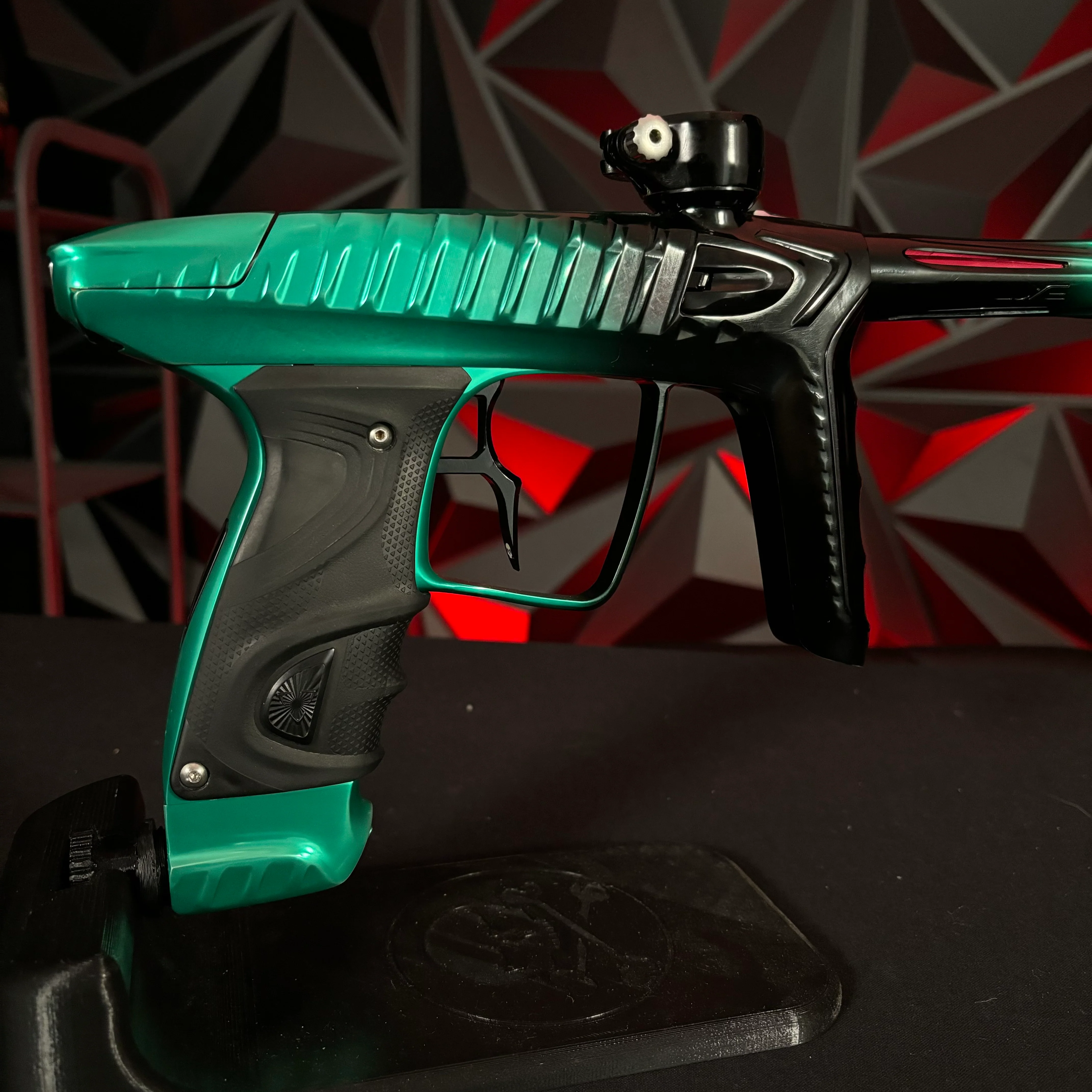 Used DLX Luxe "Project" TM40 Paintball Gun - Emerald/Black Fade #86 of 300 w/ Matching Mech Frame - Image 2