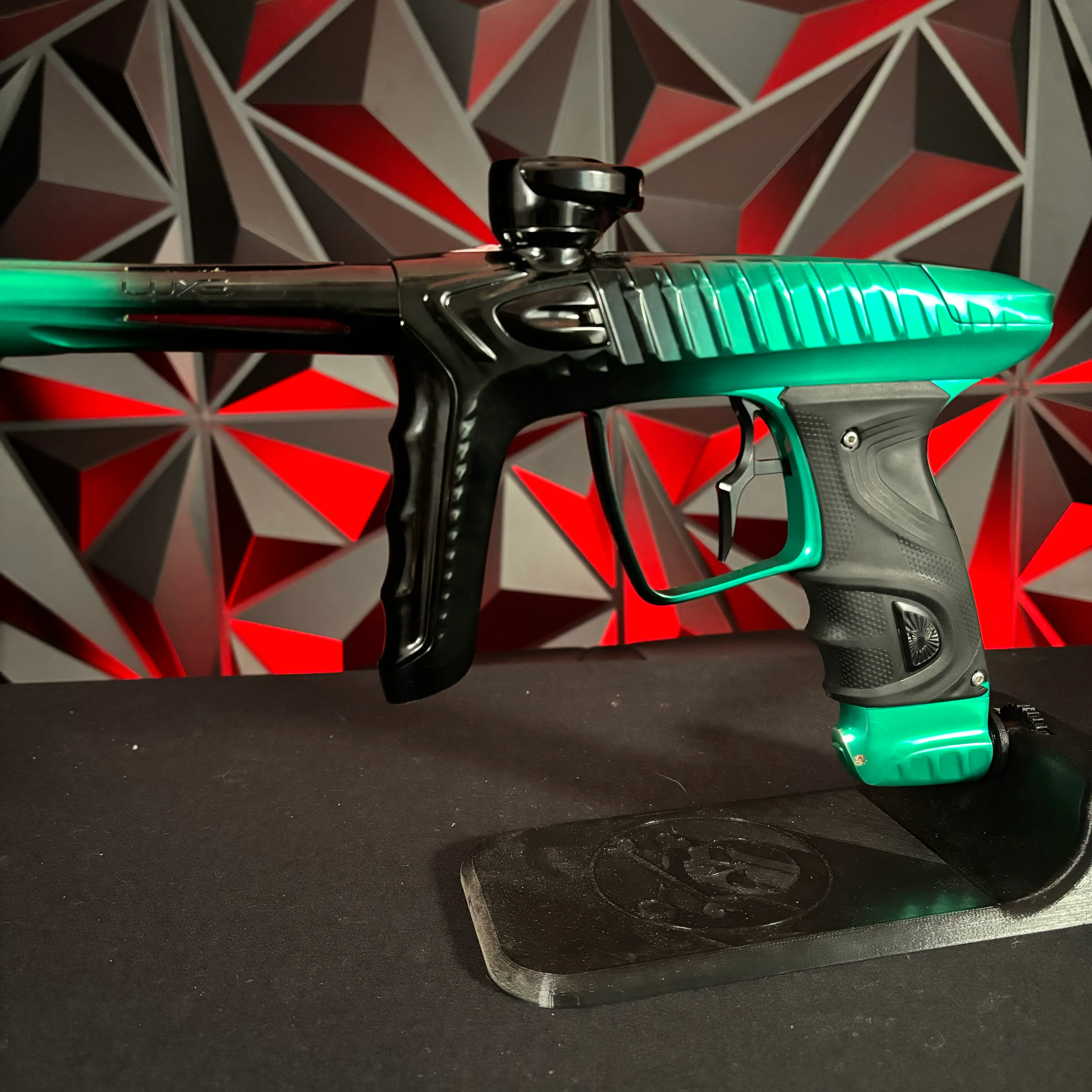 Used DLX Luxe "Project" TM40 Paintball Gun - Emerald/Black Fade #86 of 300 w/ Matching Mech Frame - Image 5