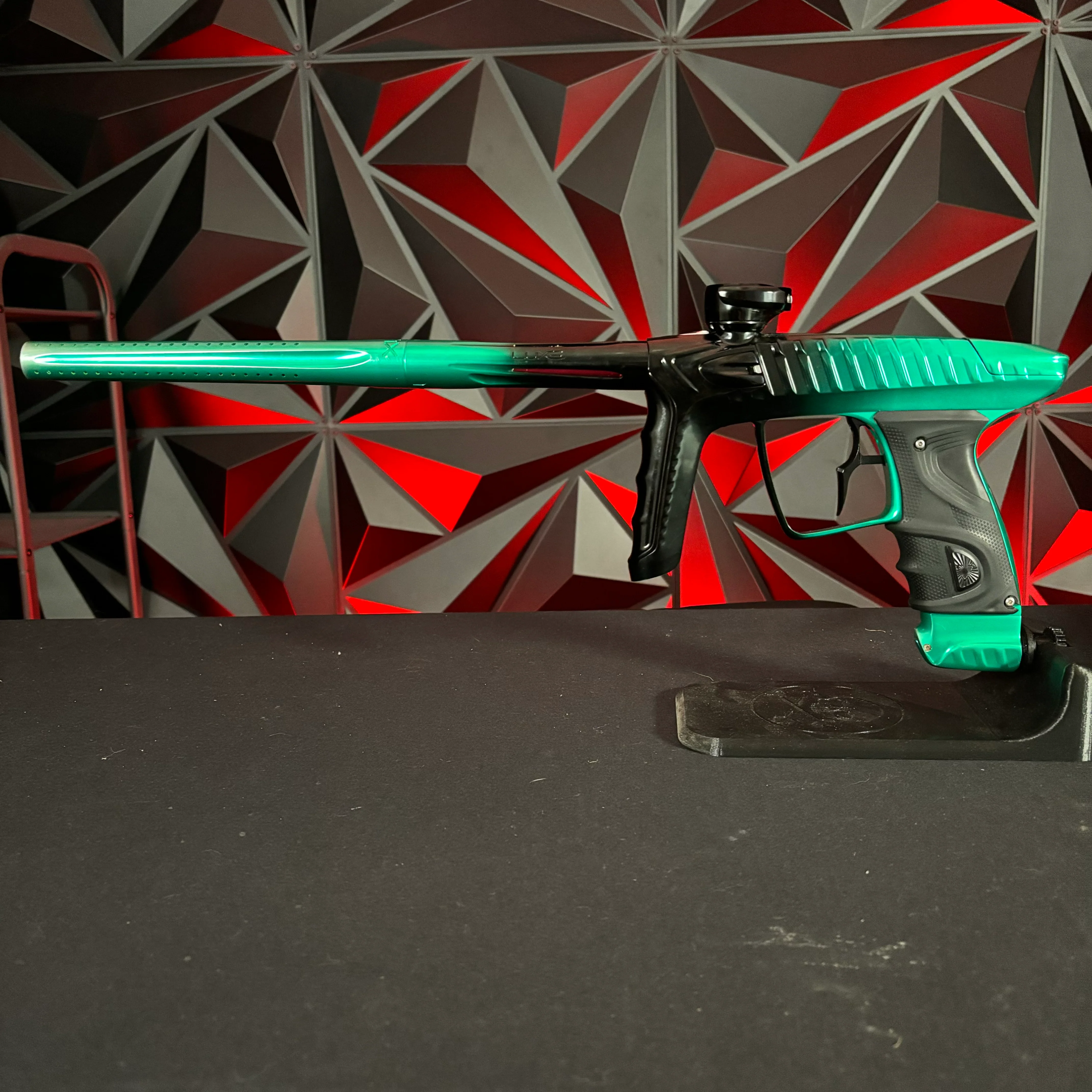Used DLX Luxe "Project" TM40 Paintball Gun - Emerald/Black Fade #86 of 300 w/ Matching Mech Frame - Image 7