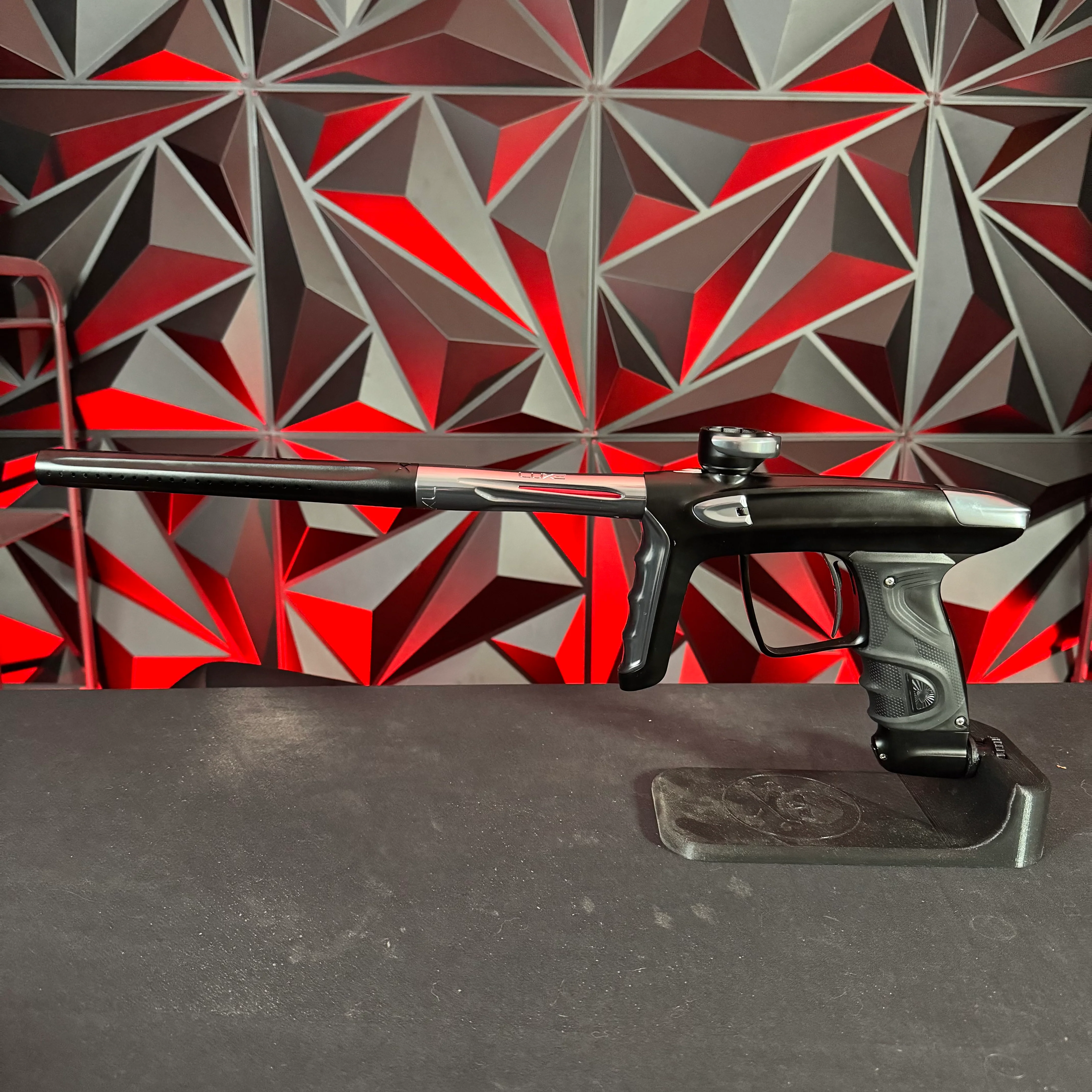 Used DLX Luxe TM40 Paintball Gun - Black/Pewter - Image 7