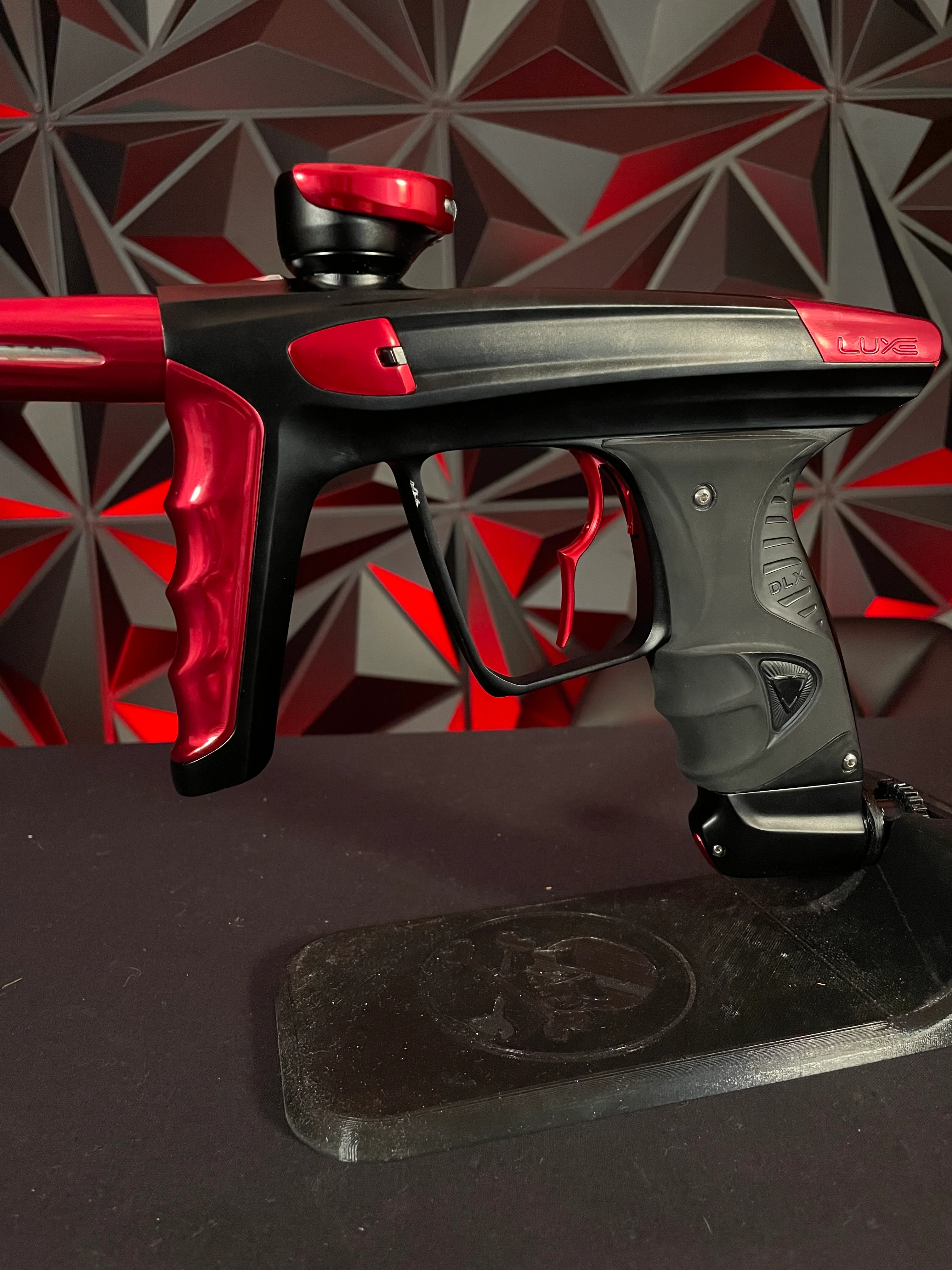 Used DLX Luxe X Paintball Gun - Dust Black / Gloss Red w/ Infamous Deuce Trigger - Image 4