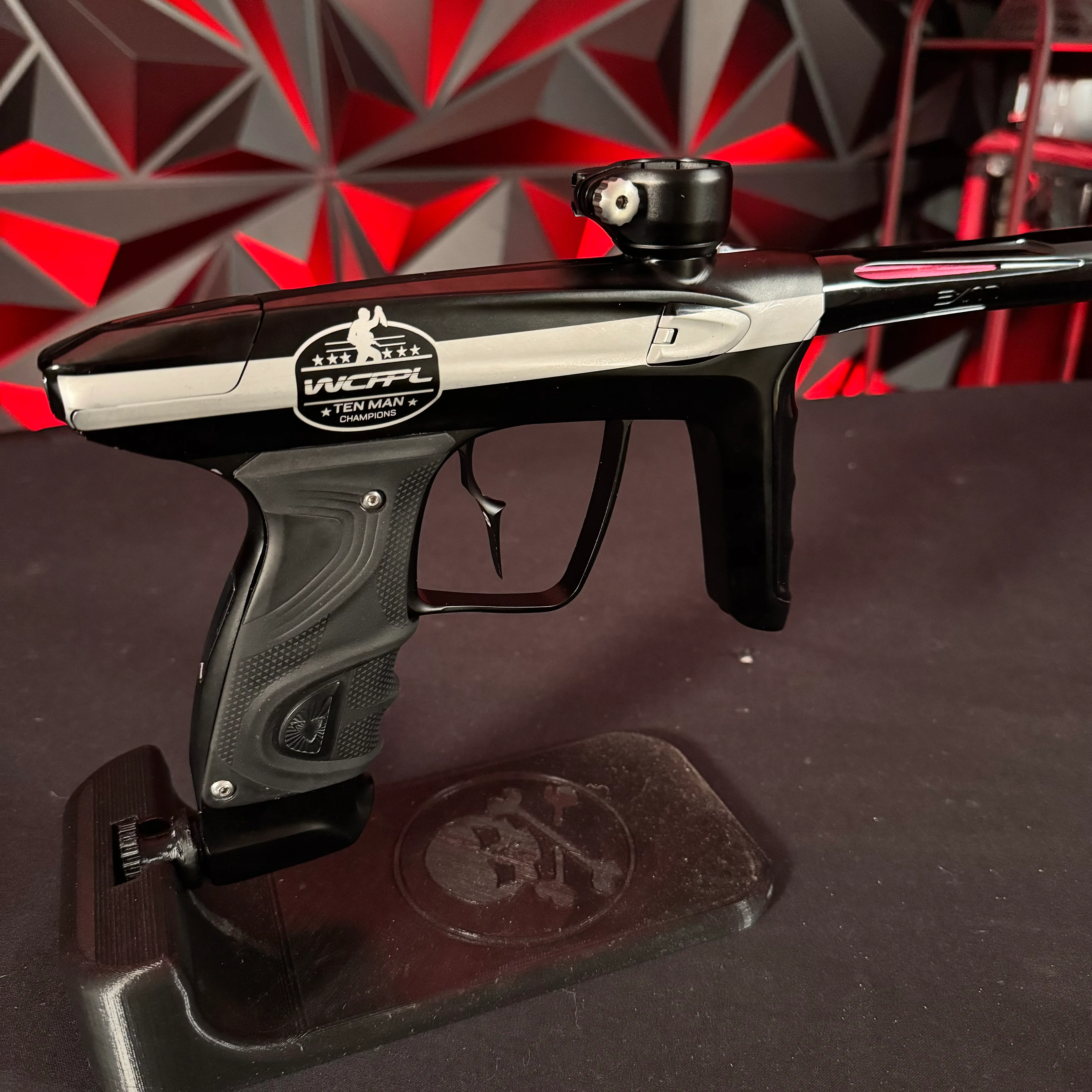 Used DLX Luxe TM40 Paintball Gun - Lazer Engraved WCPPL Ten Man Edition (Dust Black / Gloss Black) w/Black Infamous Trigger - Image 2