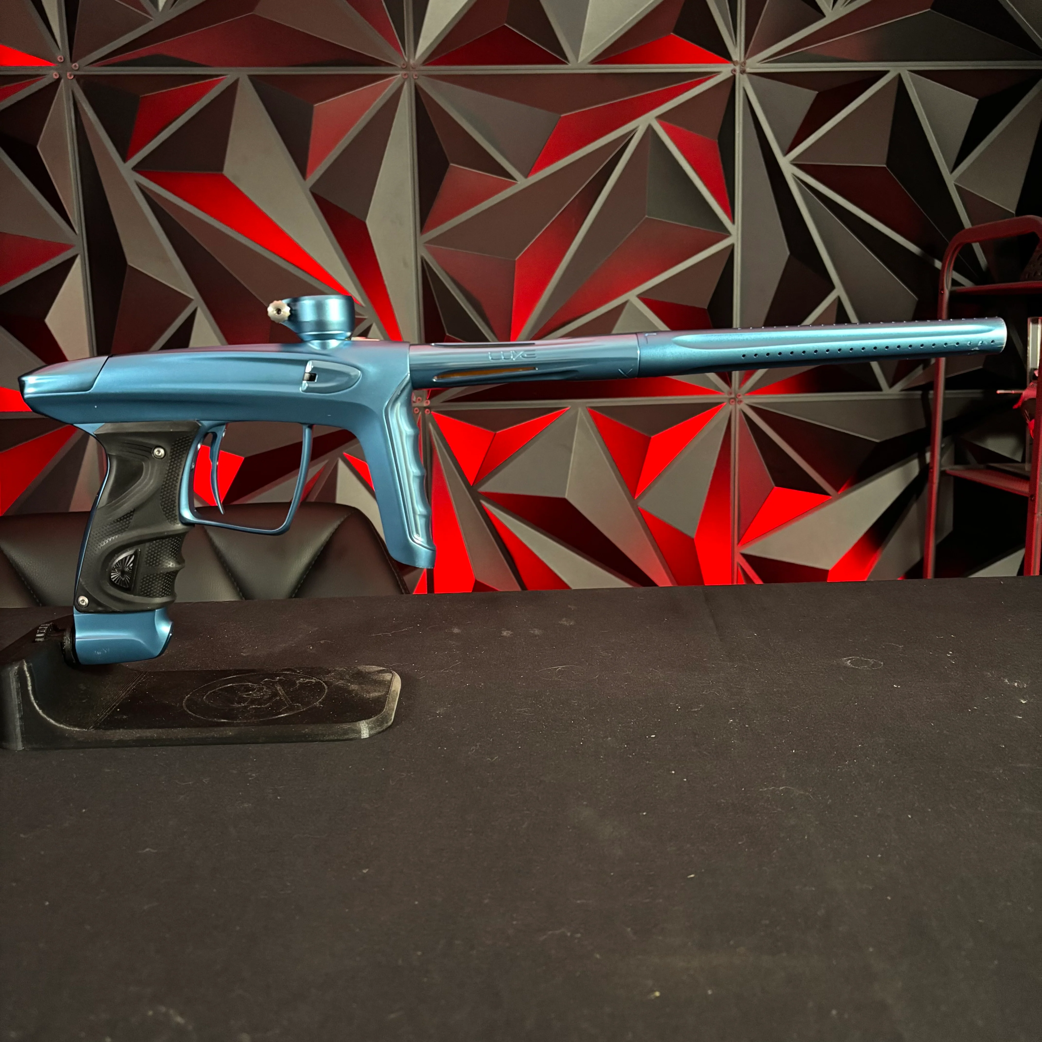 Used DLX Luxe TM40 Paintball Gun - Dust Blue/Polished Blue - Image 6