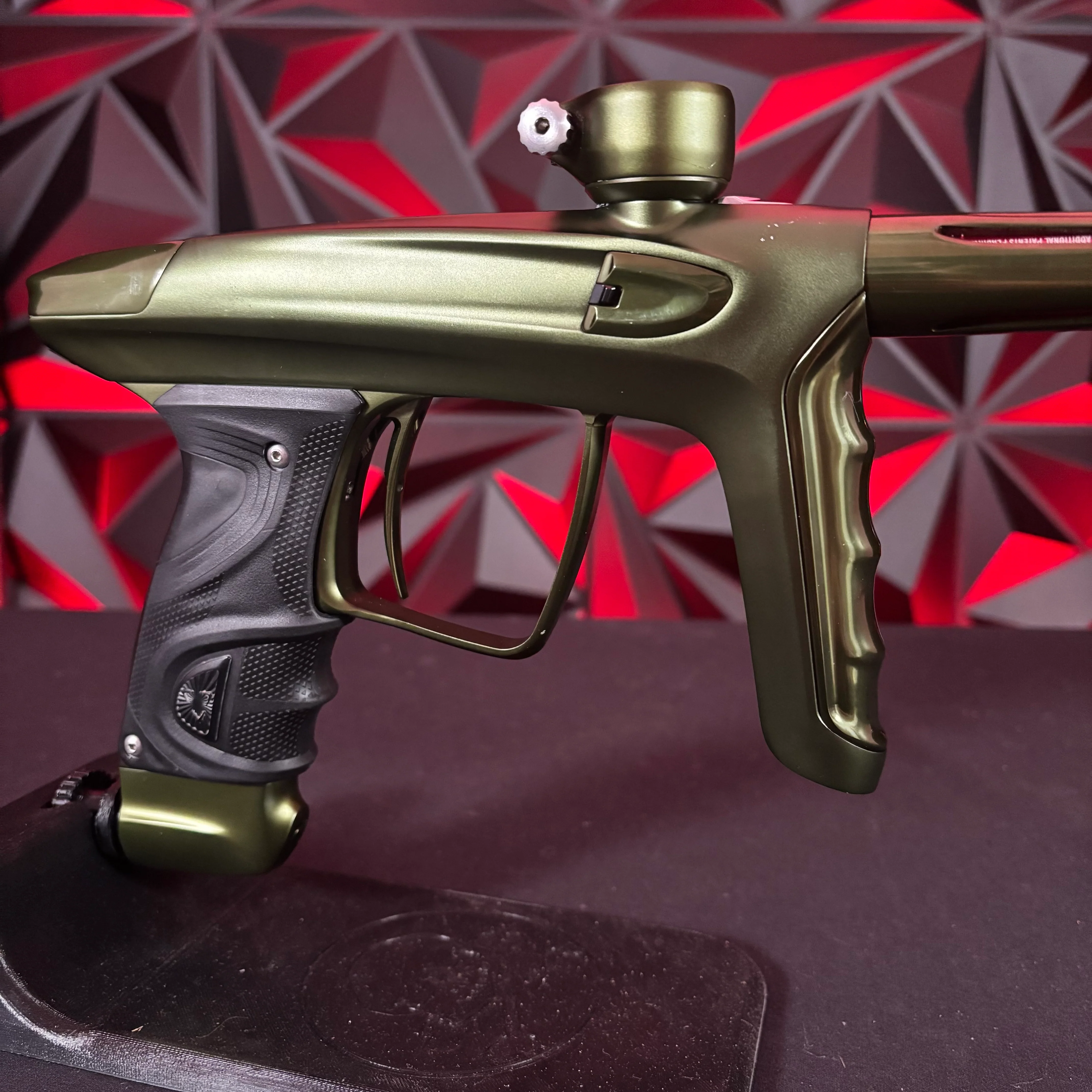 Used DLX Luxe TM40 Paintball Gun - Dust Olive - Image 3