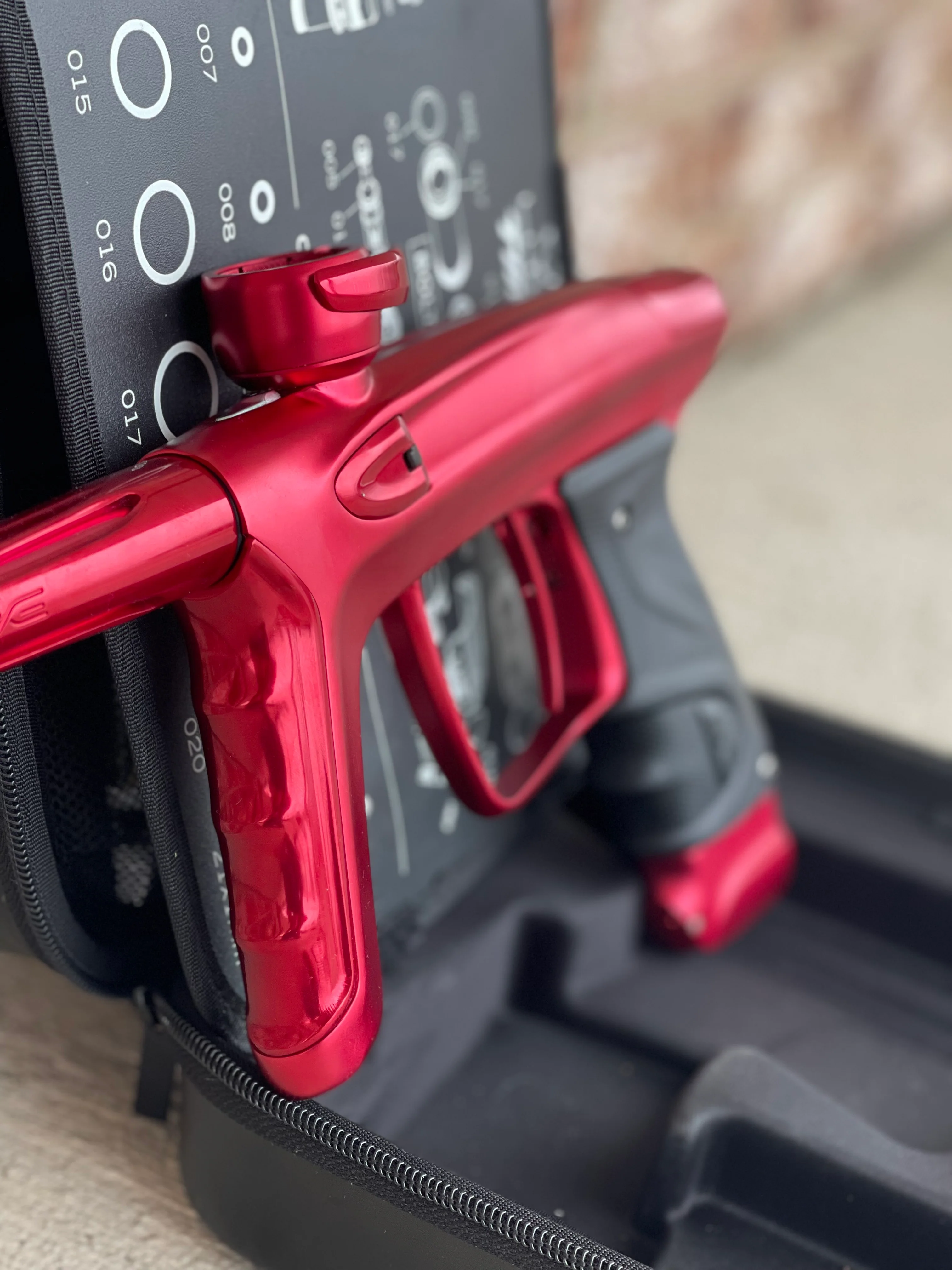 Used DLX Luxe TM40 Paintball Gun - Dust Red / Gloss Red - Image 4