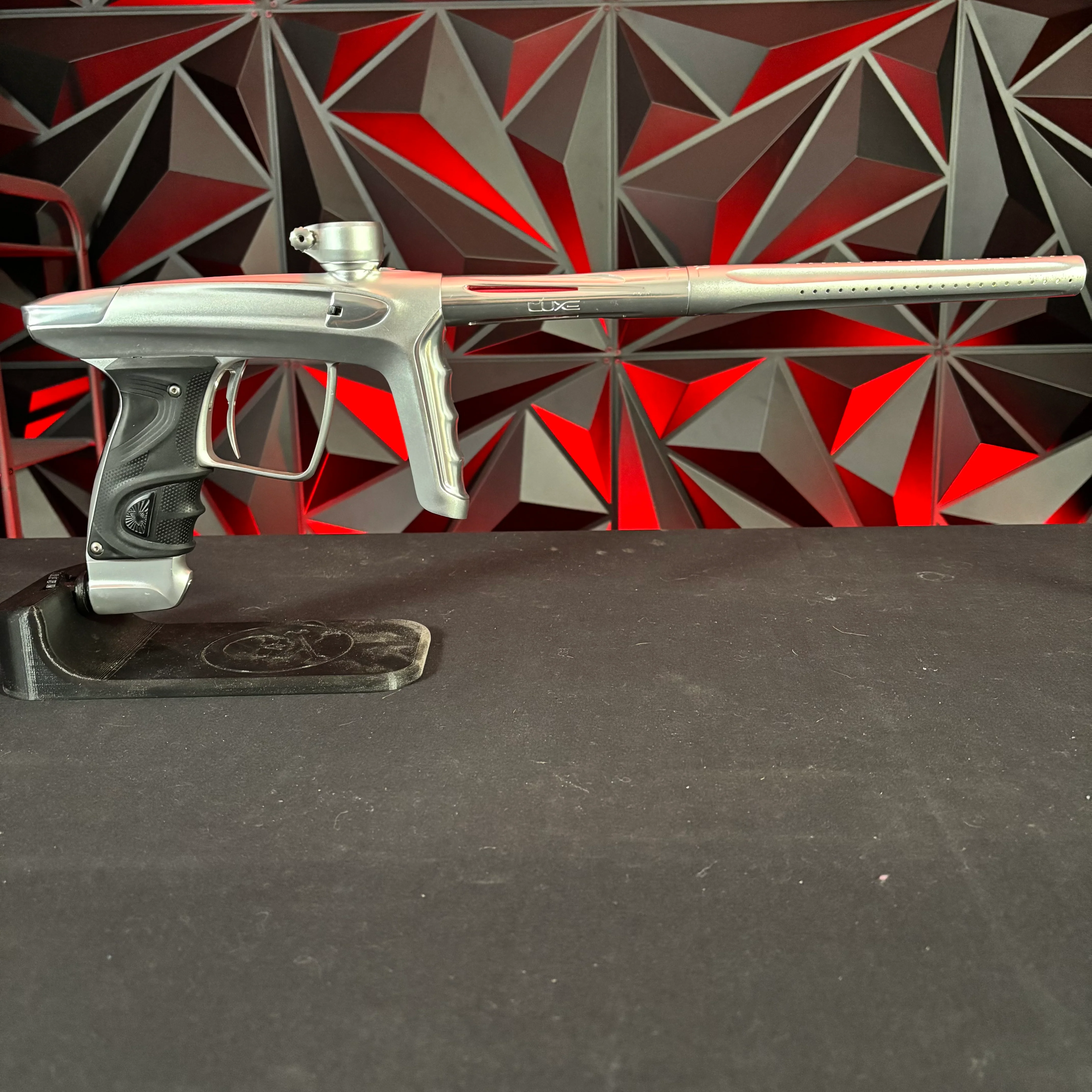 Used DLX Luxe TM40 Paintball Gun - Dust Silver/Gloss Silver w/Infamous Deuce Trigger - Image 6