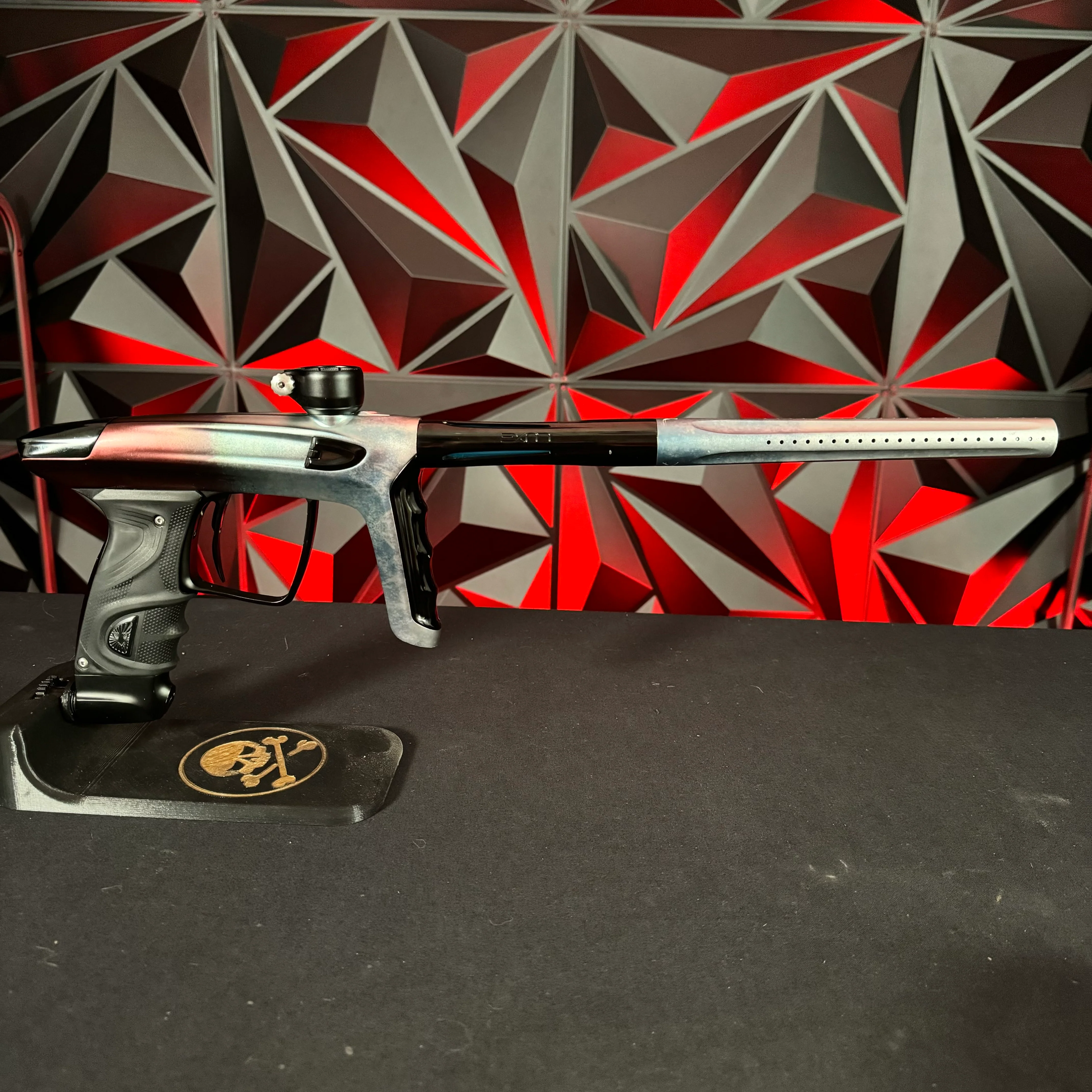 Used DLX Luxe TM40 Paintball Gun - Graphic Black Ice - Image 7